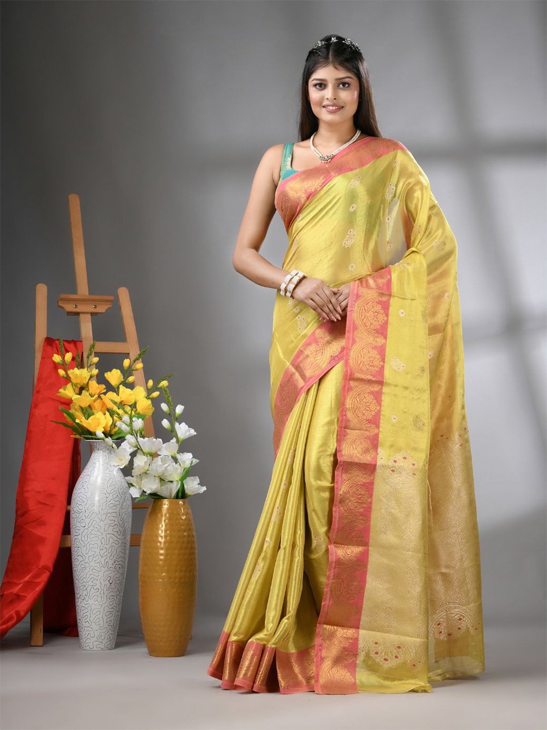 

Charukriti Floral Zari Tissue Saree, Yellow