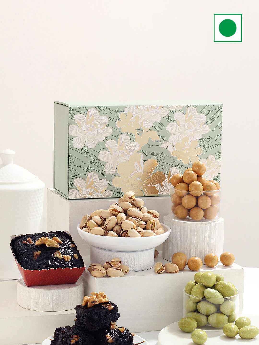 

IGP 4-Pcs Dry Fruits & Brownie Gift Set, Green