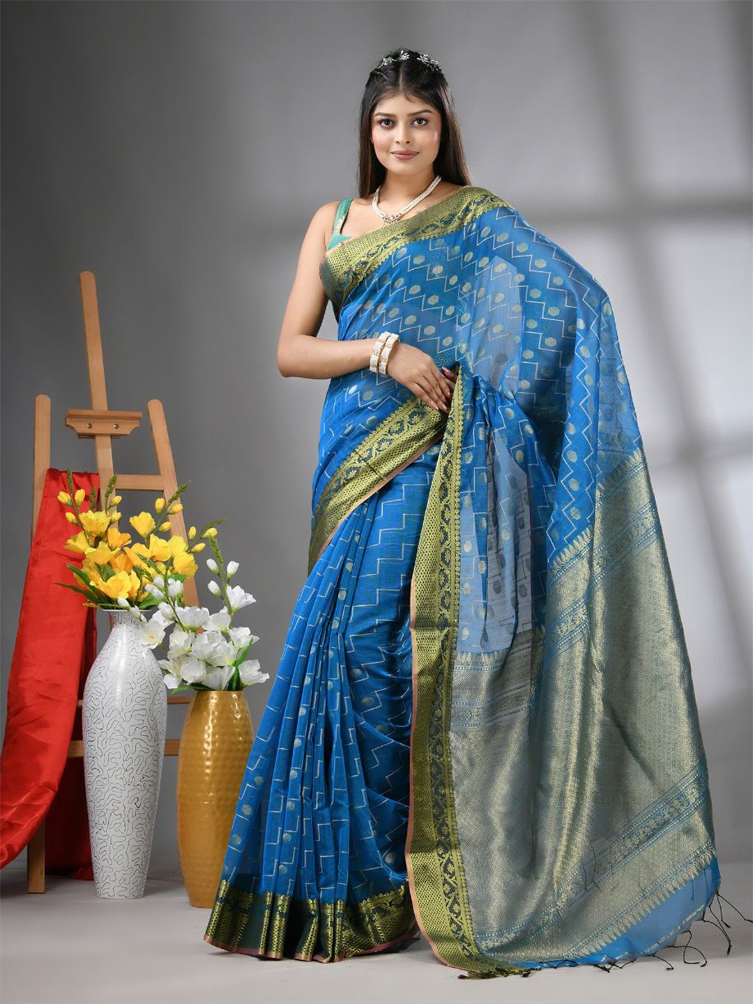 

Charukriti Ethnic Motifs Zari Saree, Blue