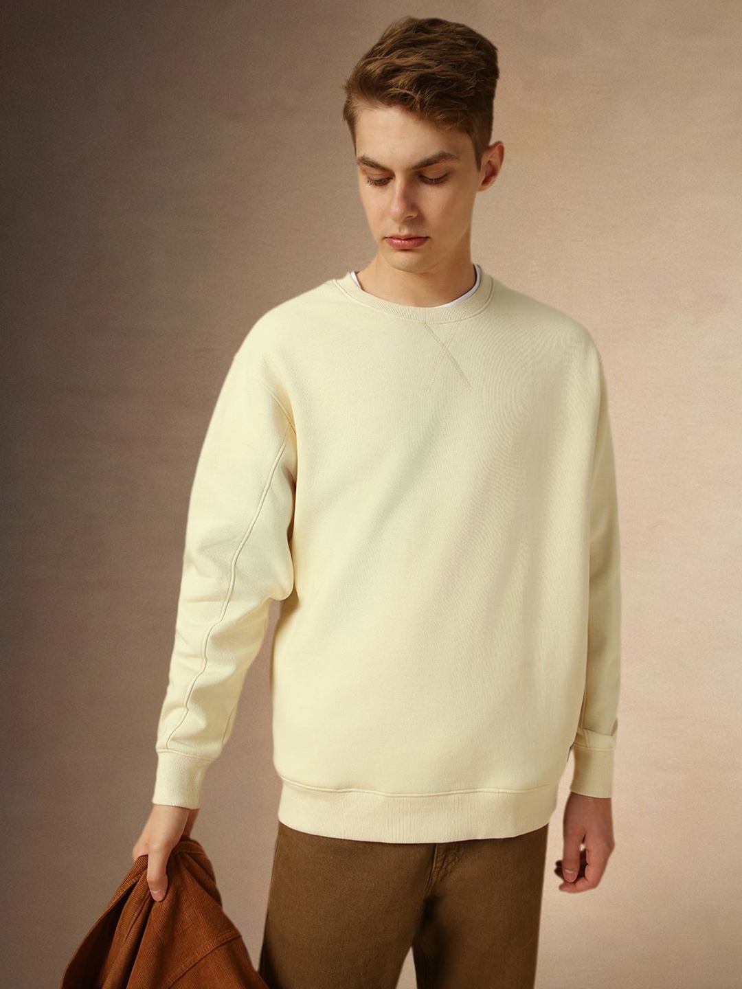 

Dennis Lingo Relaxed Fit Mock Collar Long Sleeves Pullover Sweatshirt, Off white