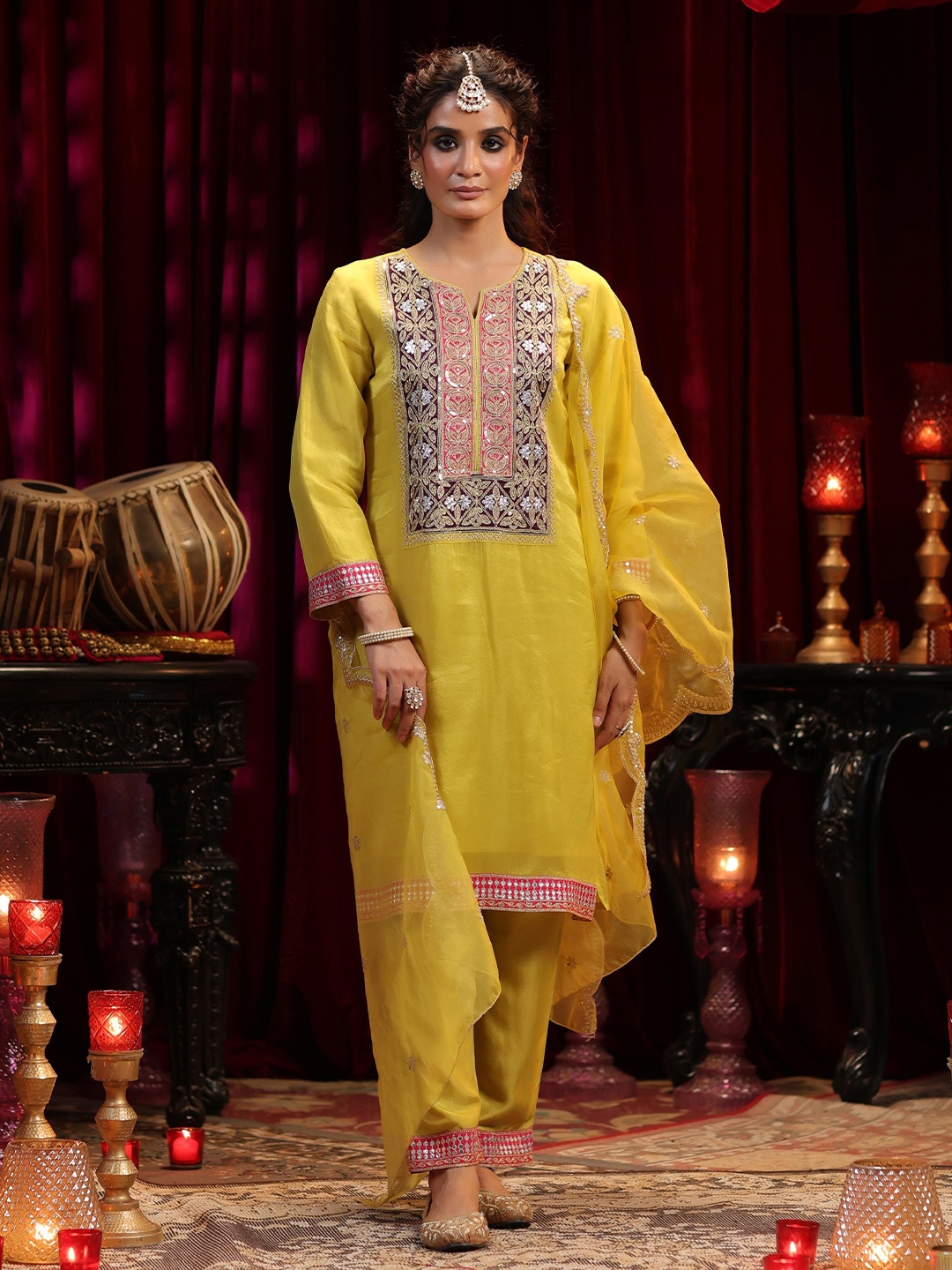 

SCAKHI Ethnic Motifs Yoke Design Regular Sequinned Organza Kurta With Trousers & Dupatta, Lime green