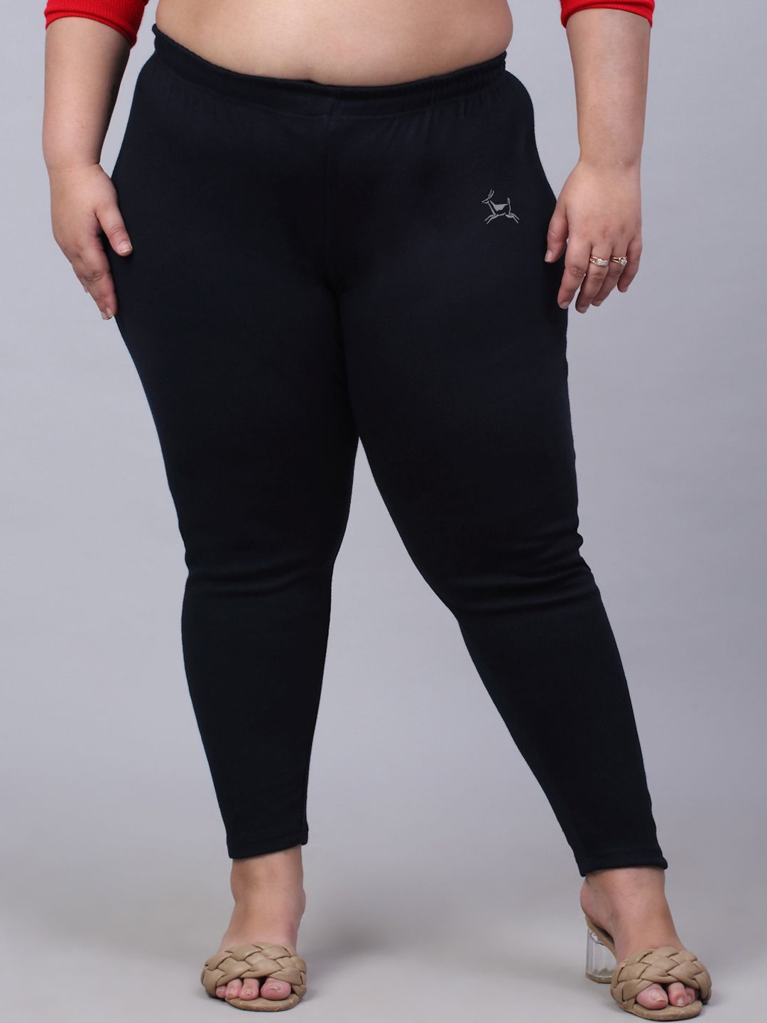 

Trend Level Women Knitted Ankle Length Solid Leggings, Black