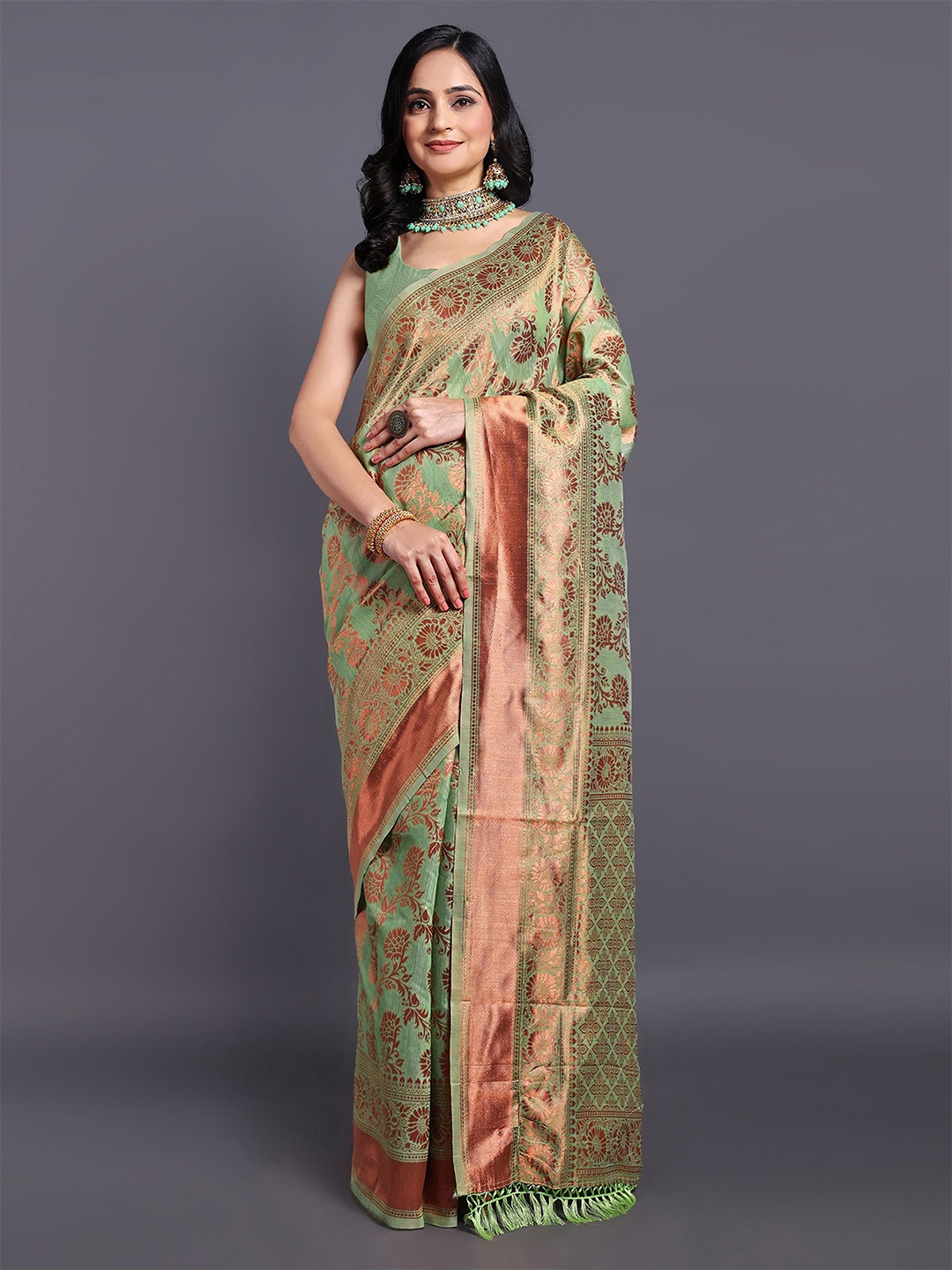 

SWAMI STUDIO Floral Zari Pure Cotton Kanjeevaram Saree, Green
