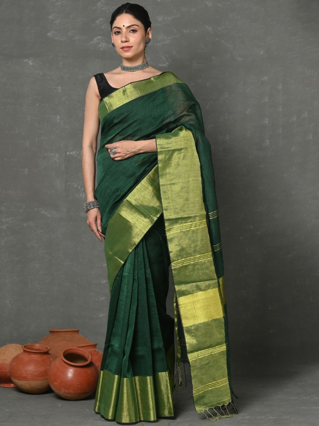 

Very Much Indian Solid Zari Saree With Blouse Piece, Green