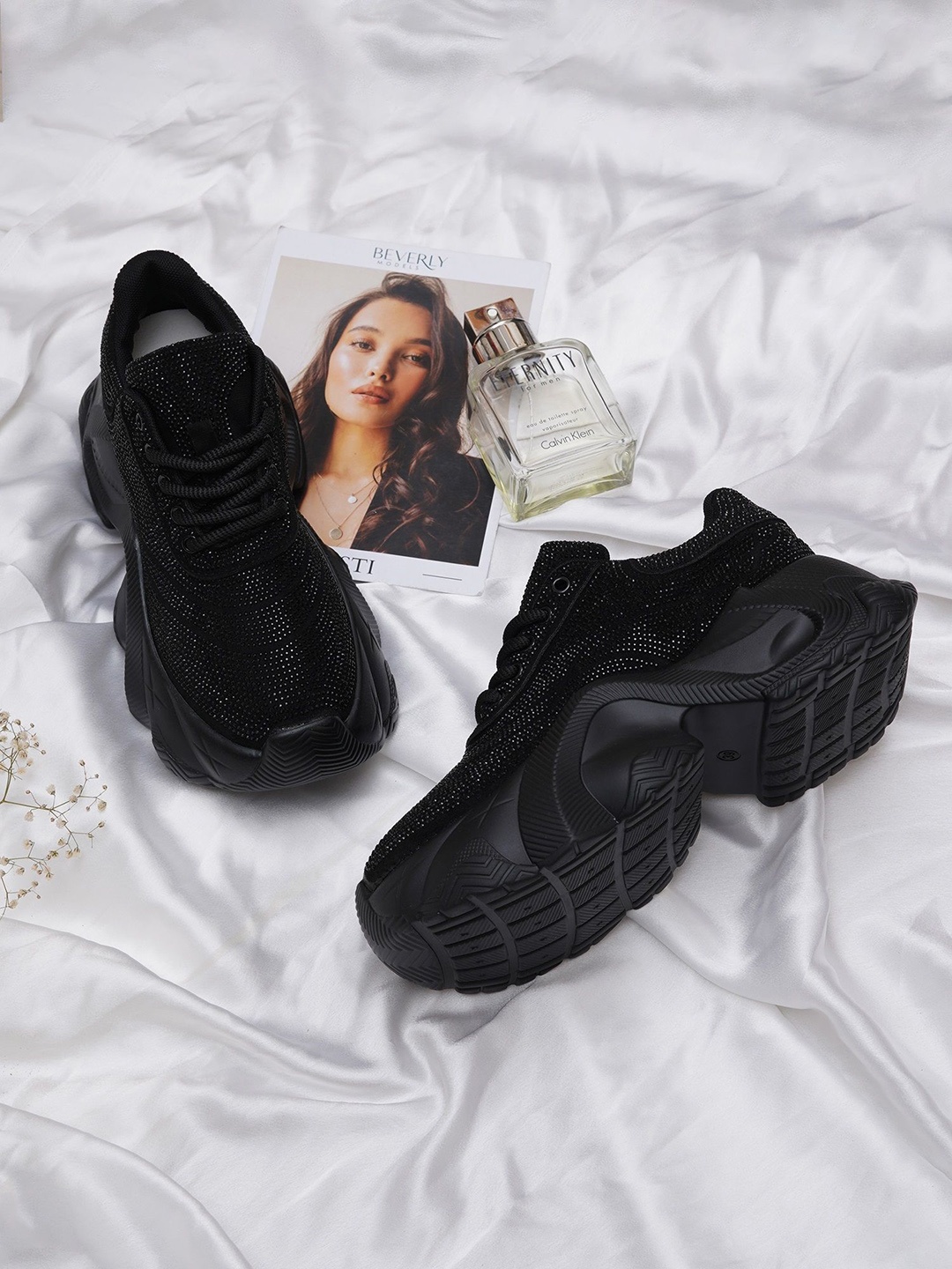 

THE WHITE POLE Women Sneakers, Black