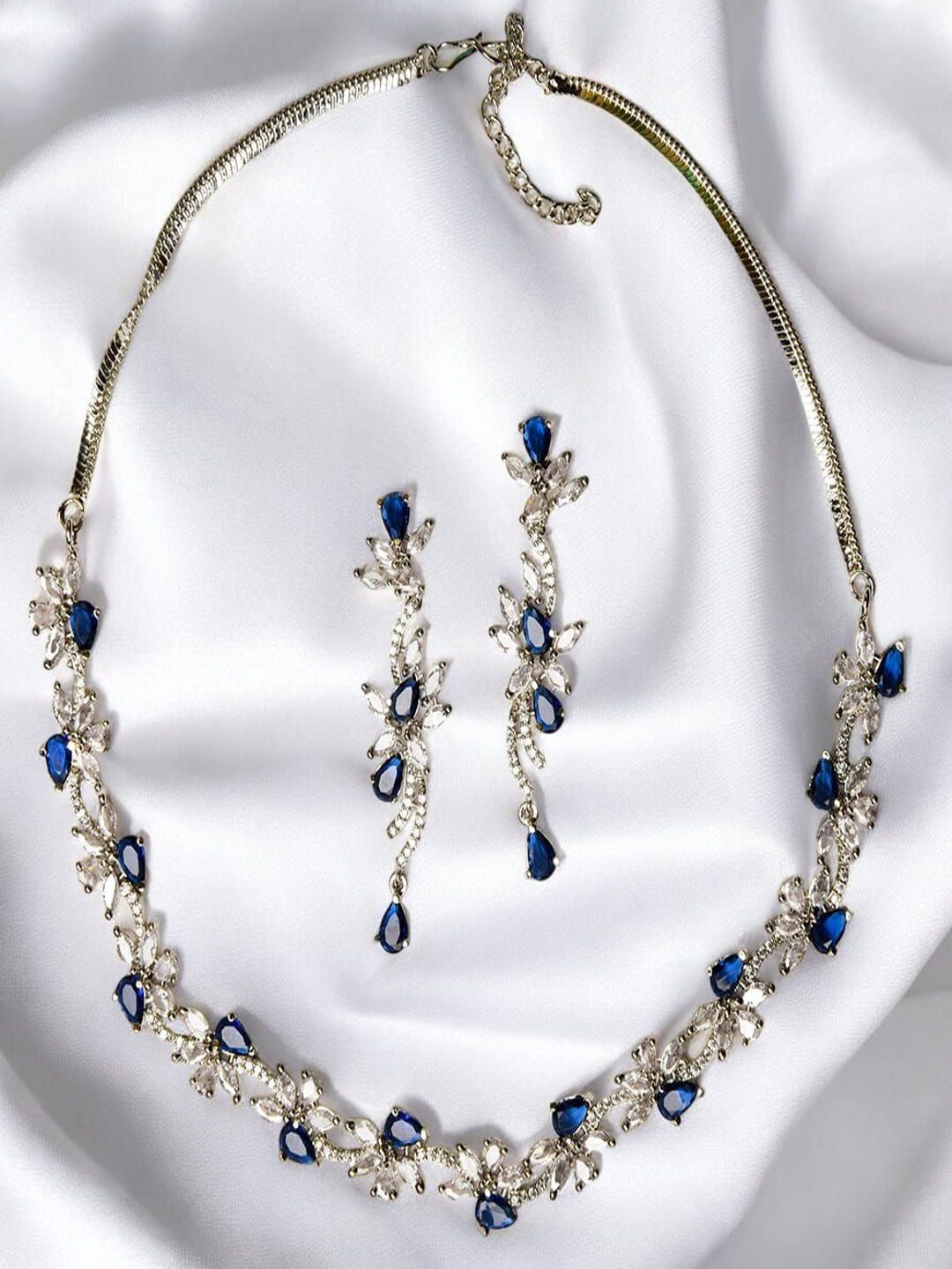 

SHARLEEZ Rhodium-Plated American Diamond Stone Studded Jewellery Set, Silver