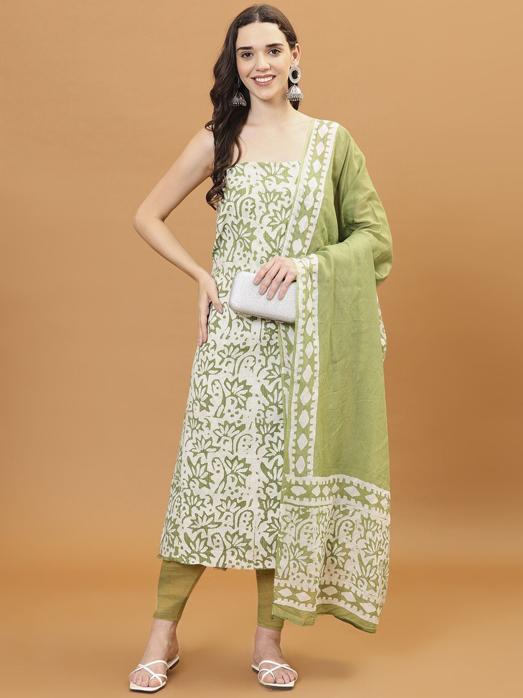 

Meena Bazaar Floral Printed Unstitched Dress Material, Green