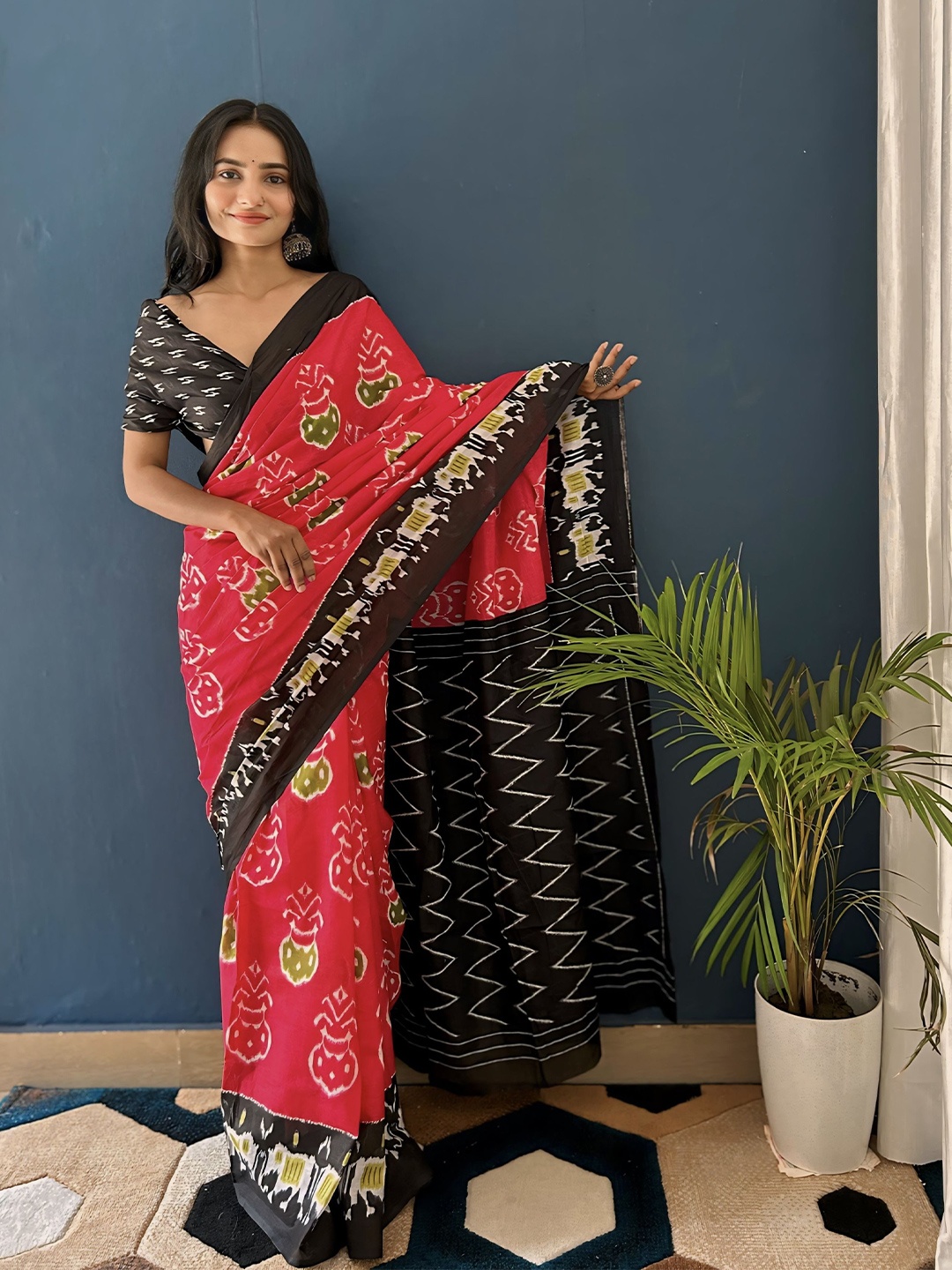 

Anouk Floral Pure Cotton Bagh Saree, Red