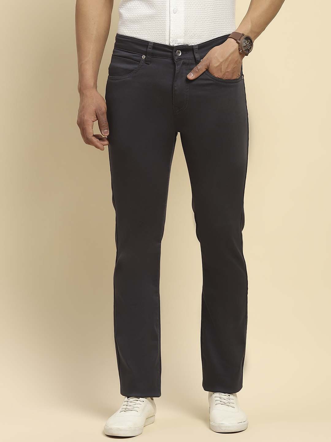 

Global Republic Men Relaxed Straight Leg Straight Fit Easy Wash Trousers, Grey
