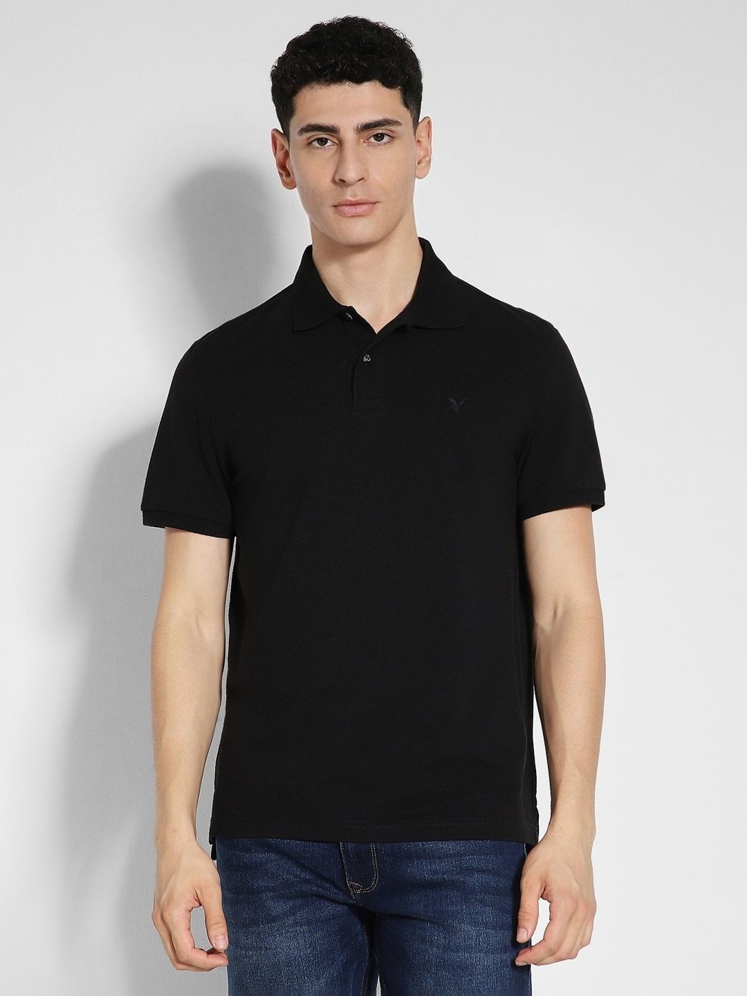 

AMERICAN EAGLE OUTFITTERS Men Solid Polo Collar Cotton T-shirt, Black