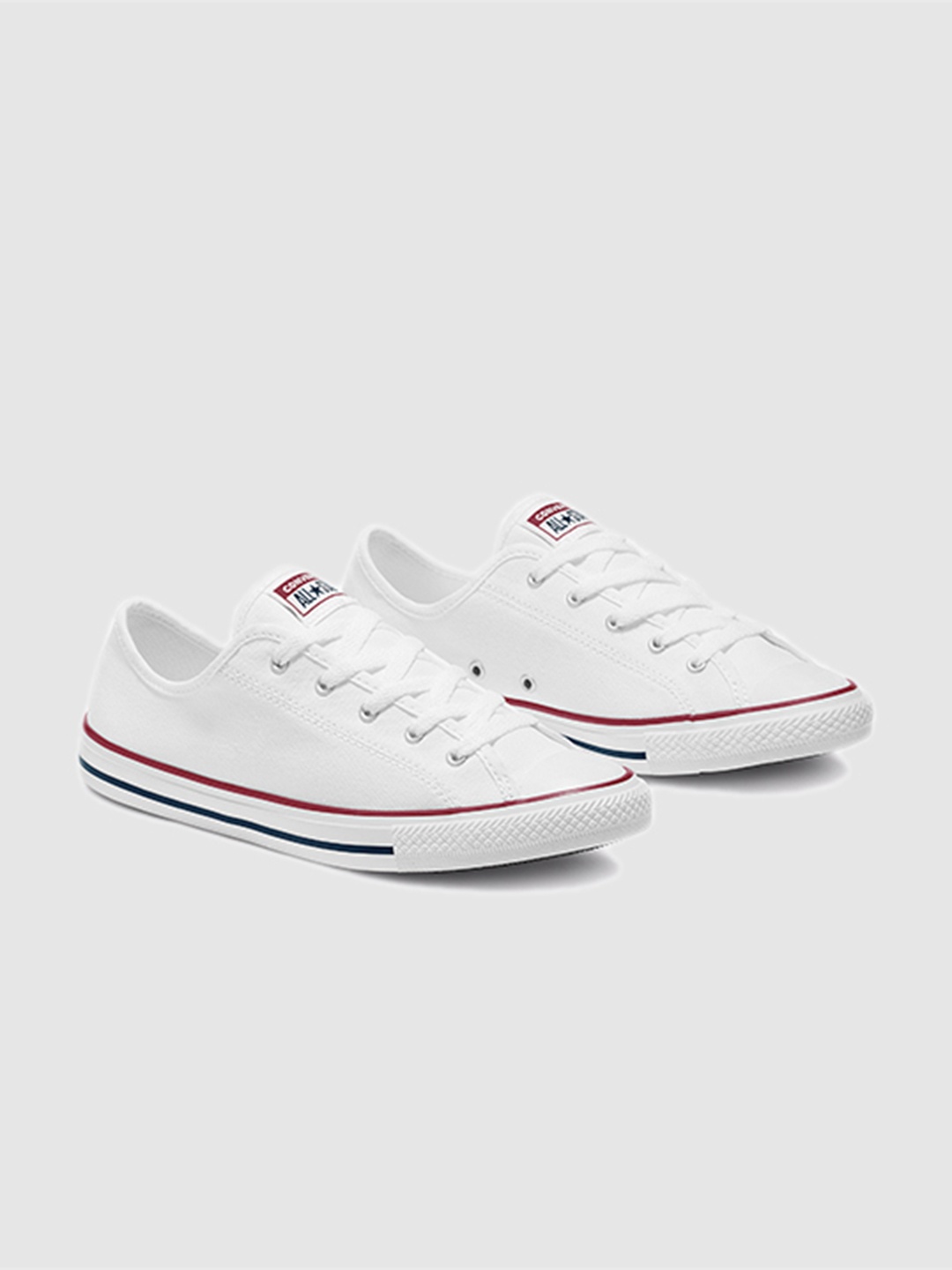 

Converse Women Chuck Taylor All Star Dainty Canvas Low Top Sneakers, White