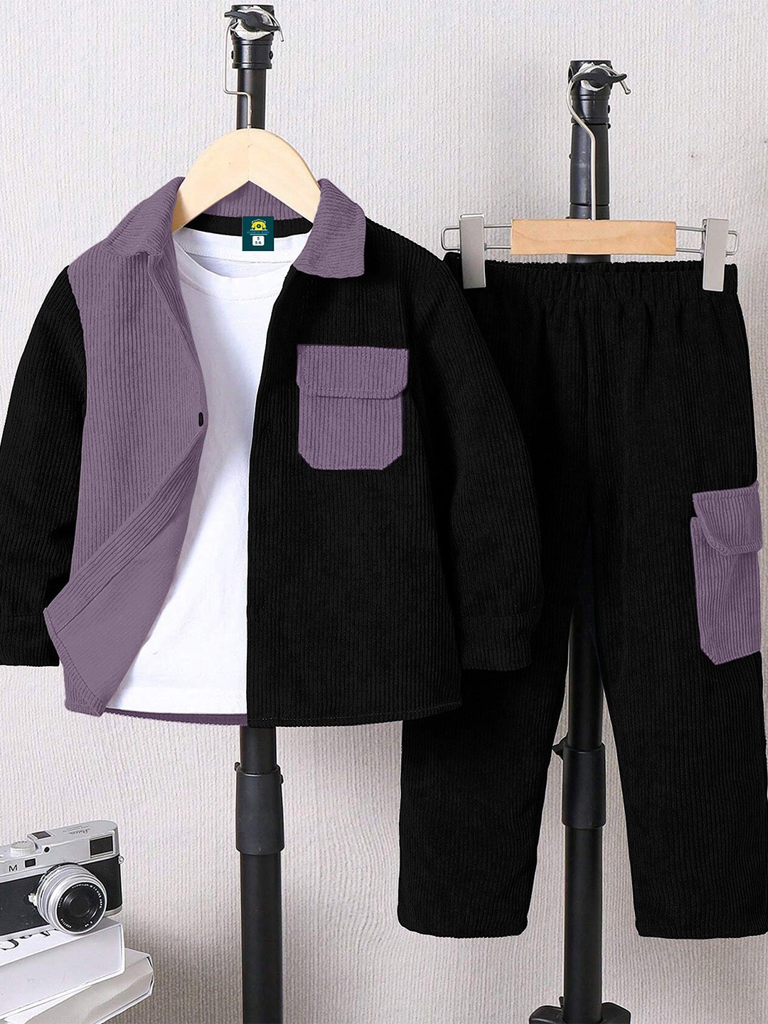 

Emblica Unisex Kids Colourblocked T-shirt and Shirt with Trousers, Purple