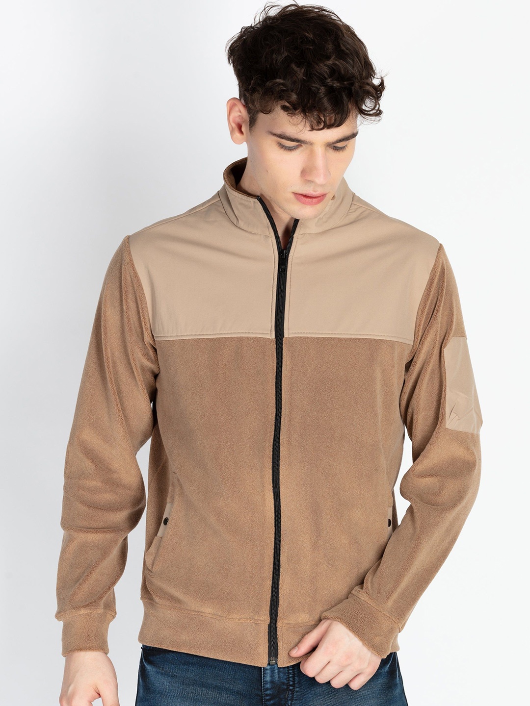 

Status Quo Men Colourblocked Hooded Sweatshirt, Brown