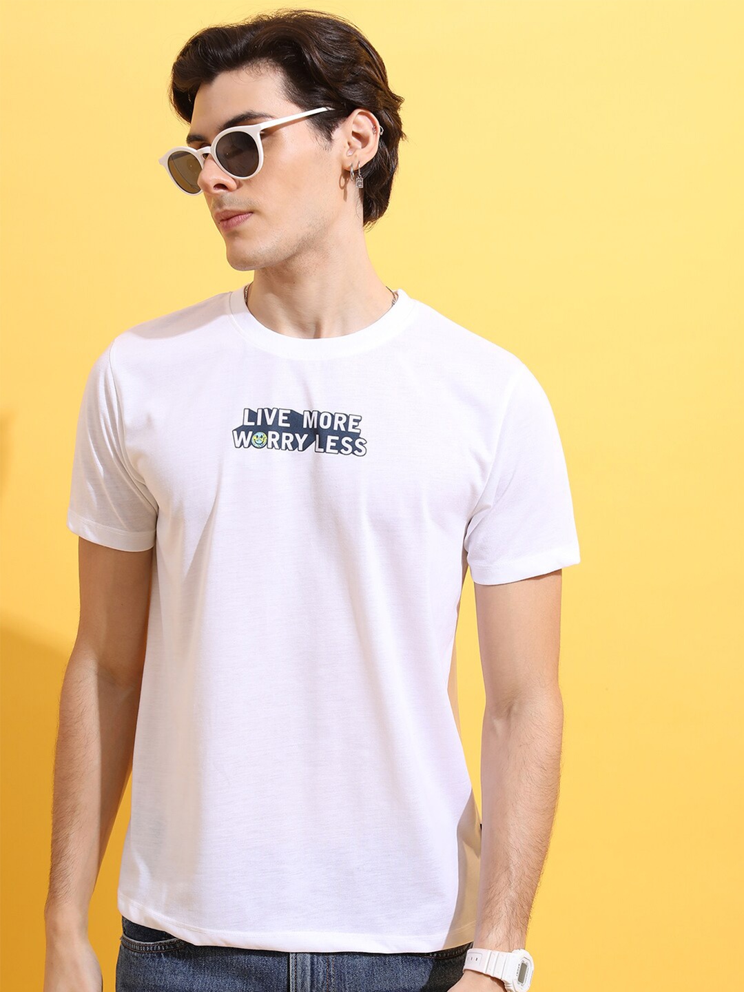 

HIGHLANDER White Graphic Printed Relaxed Fit T-Shirt