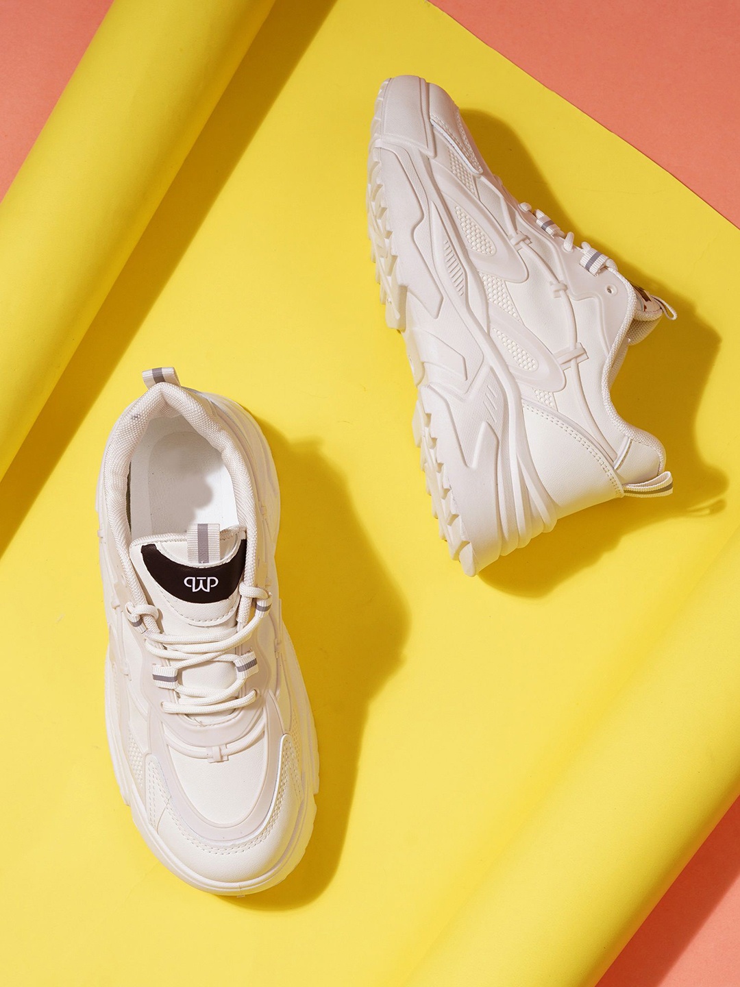 

THE WHITE POLE Women Sneakers