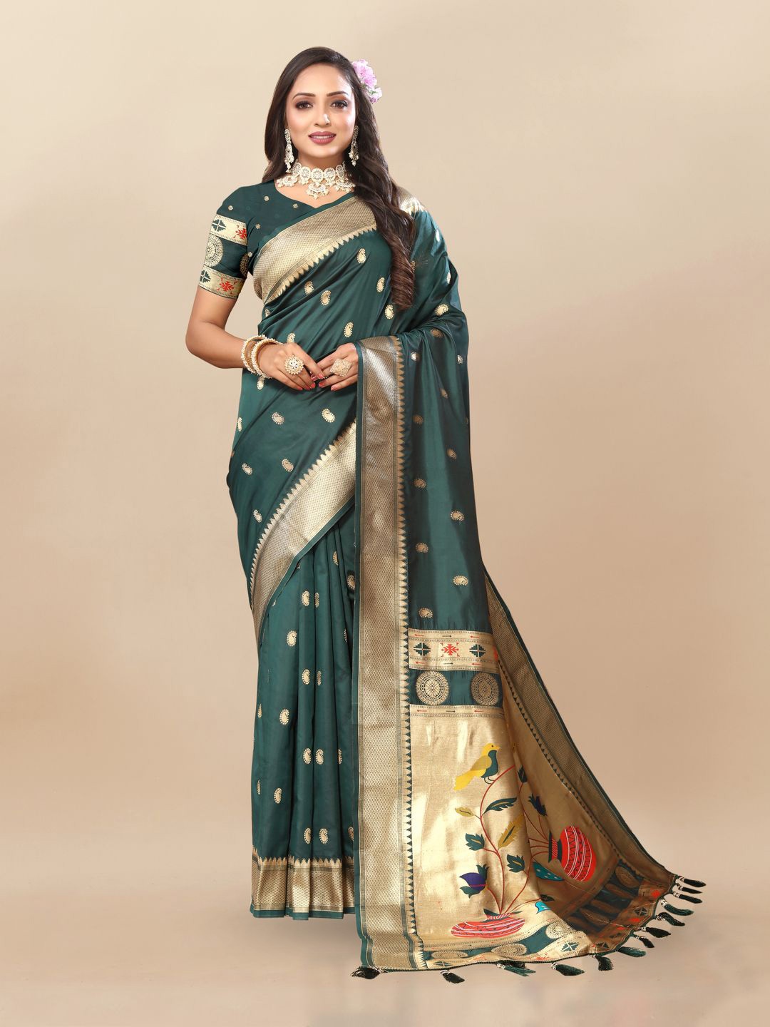 

MOKSHA DESIGNS Ethnic Motifs Zari Pure Silk Paithani Saree, Green