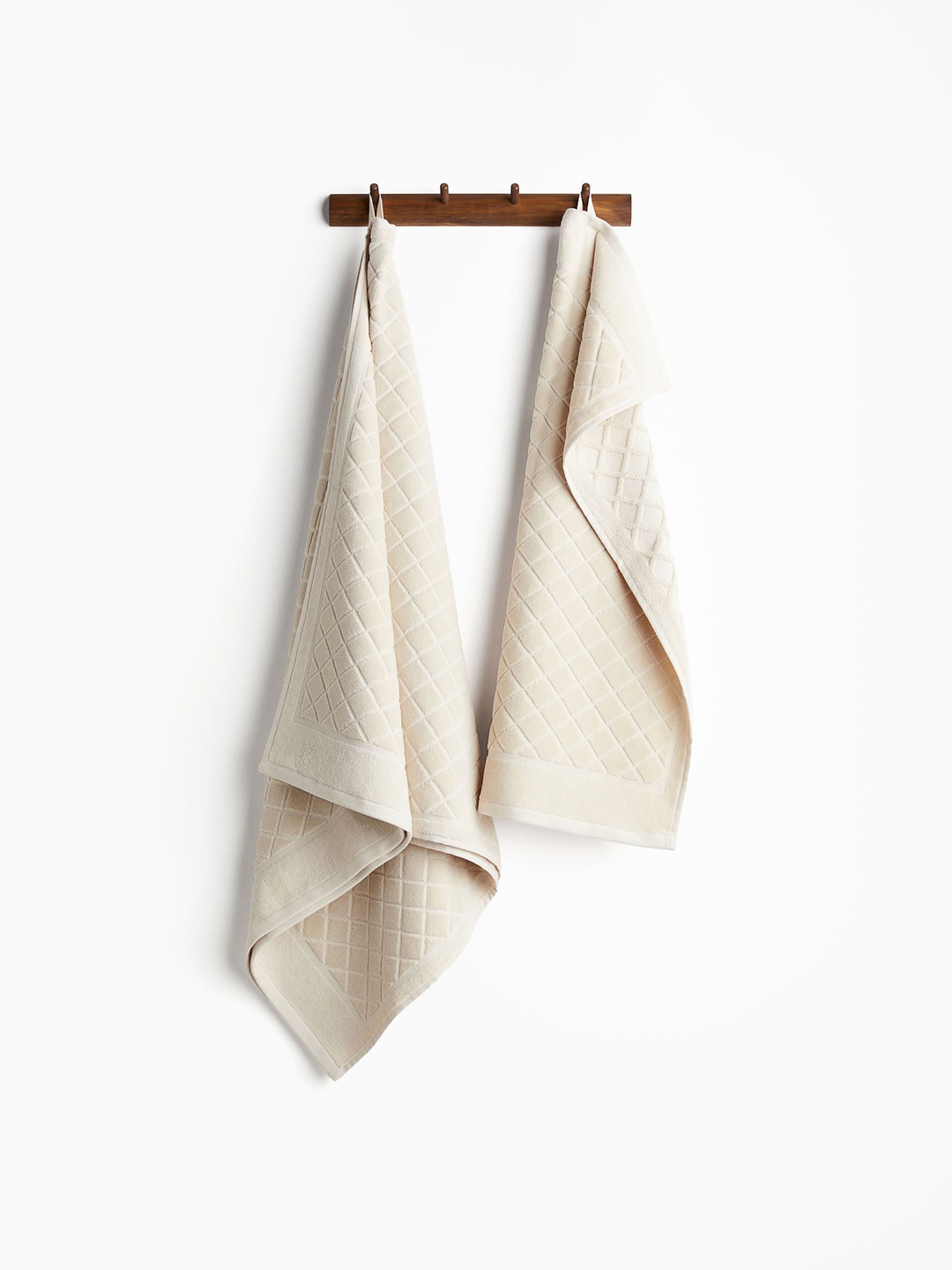 

H&M Beige Pure Cotton Velour Bath Towel