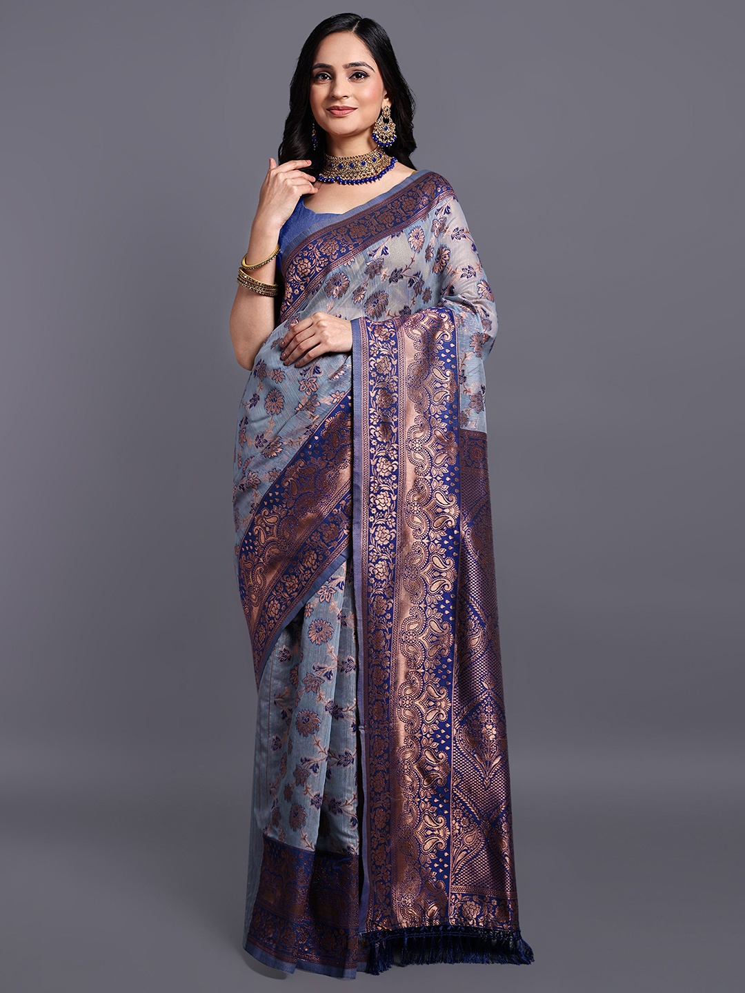 

SWAMI STUDIO Floral Zari Pure Cotton Kanjeevaram Saree, Grey