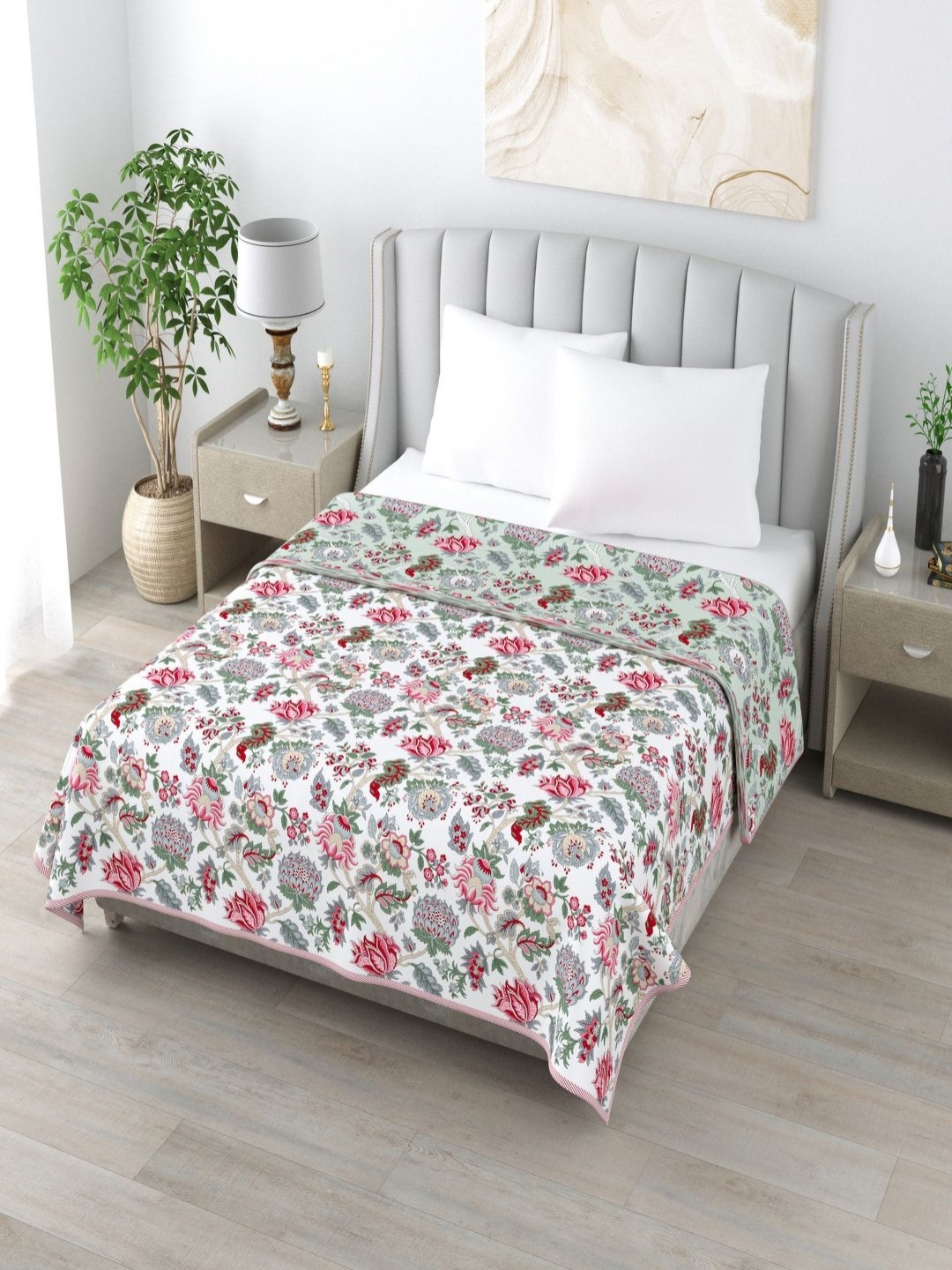 

Qfab White Floral Reversible Mild Winter 210 GSM Double Bed Dohar