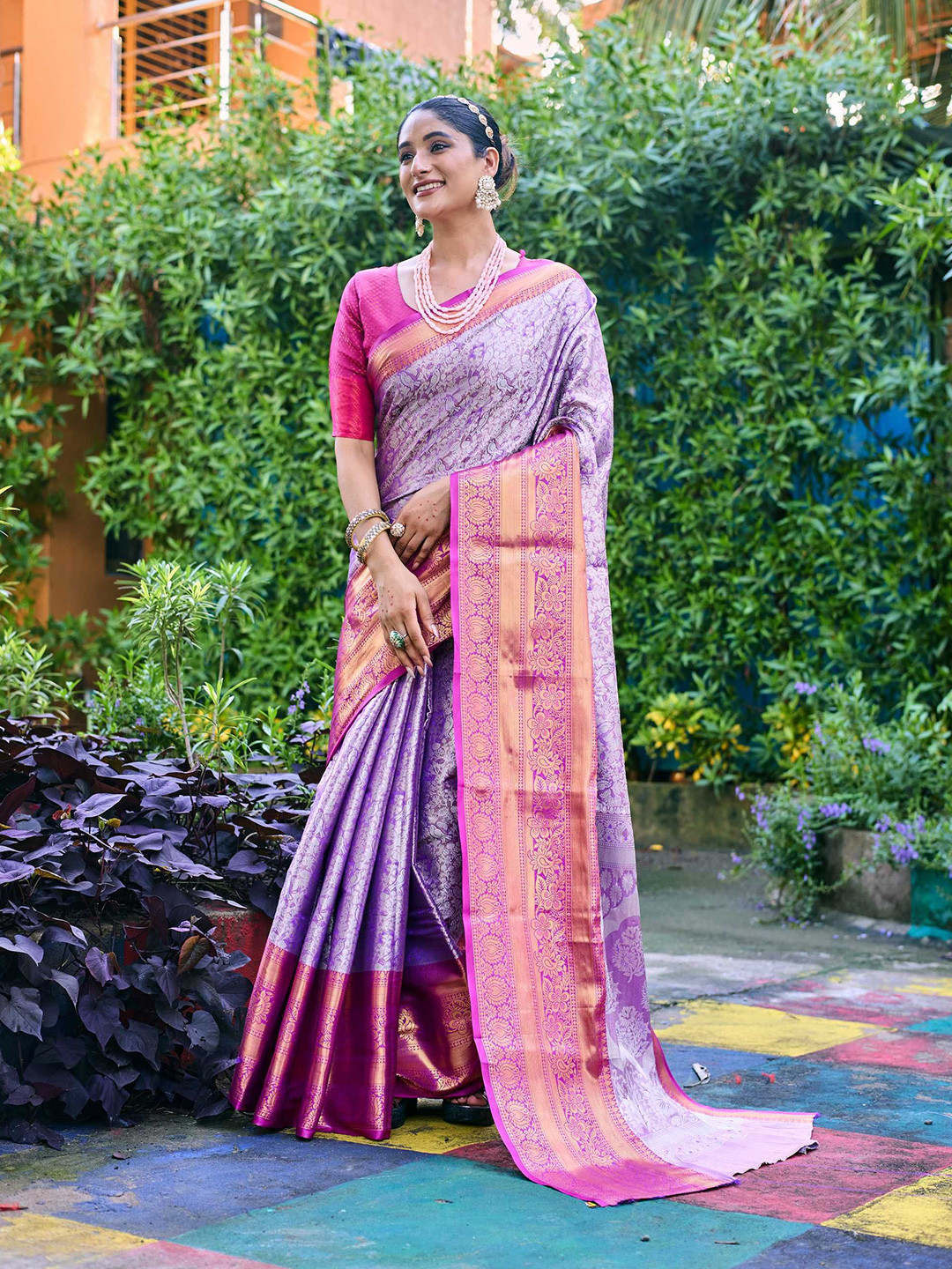 

Kandora Woven Design Zari Pure Silk Banarasi Saree, Purple