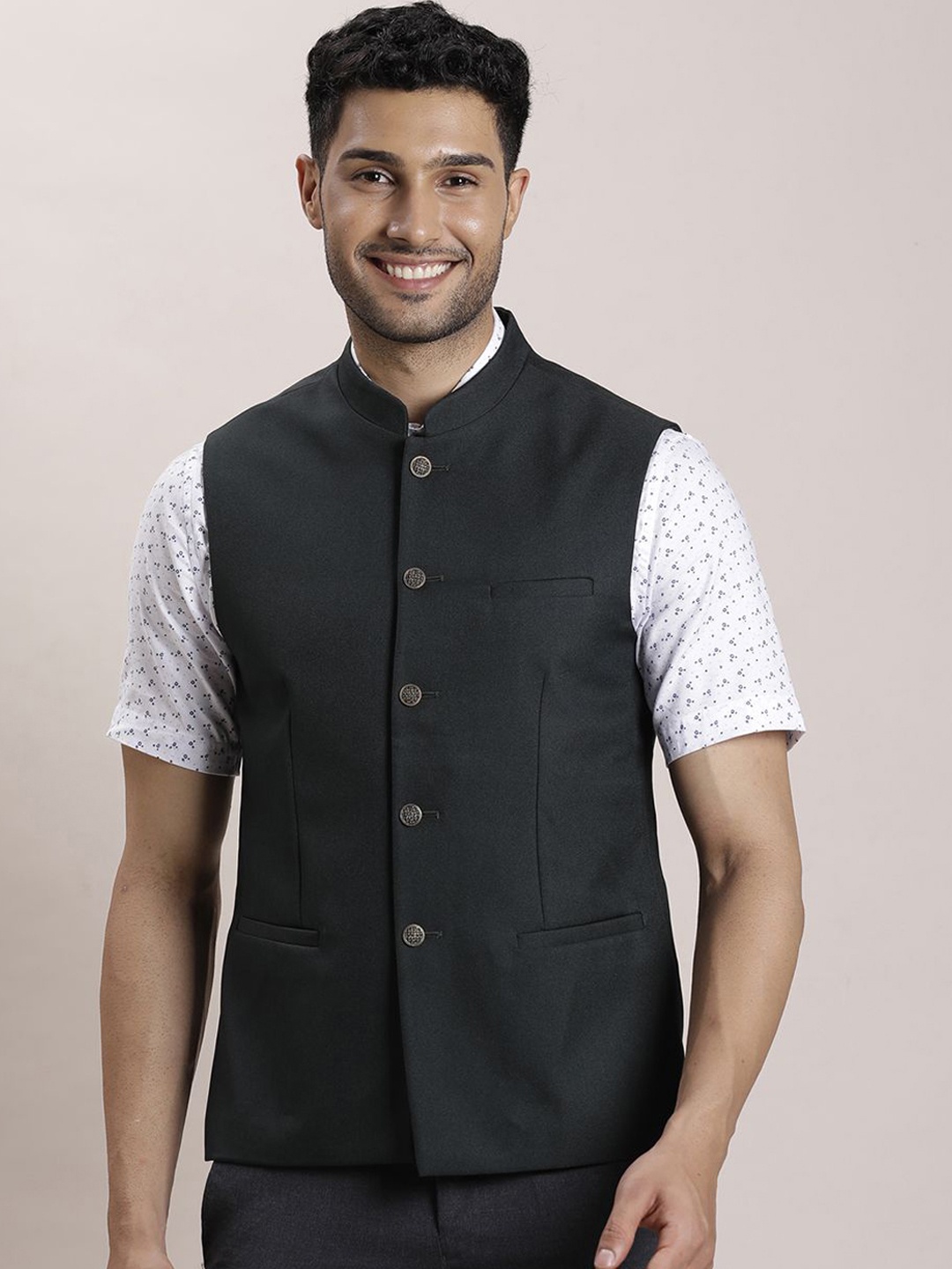 

Turtle Men Slim-Fit Nehru Jacket, Green