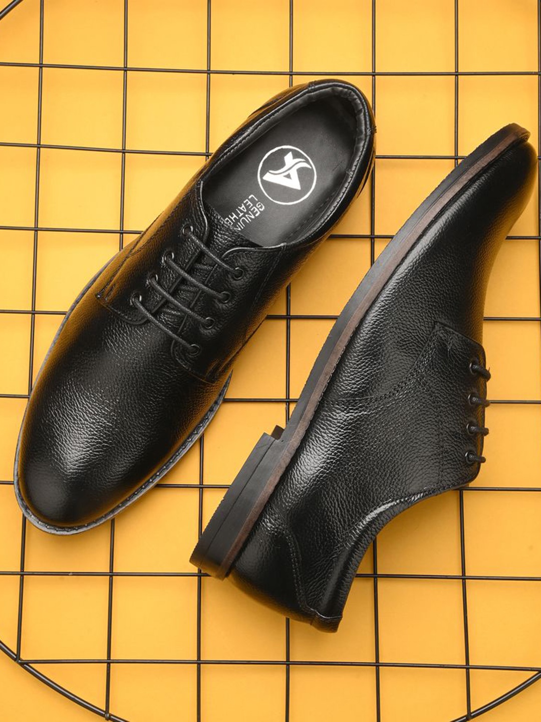 

Auserio Men Leather Formal Derbys, Black