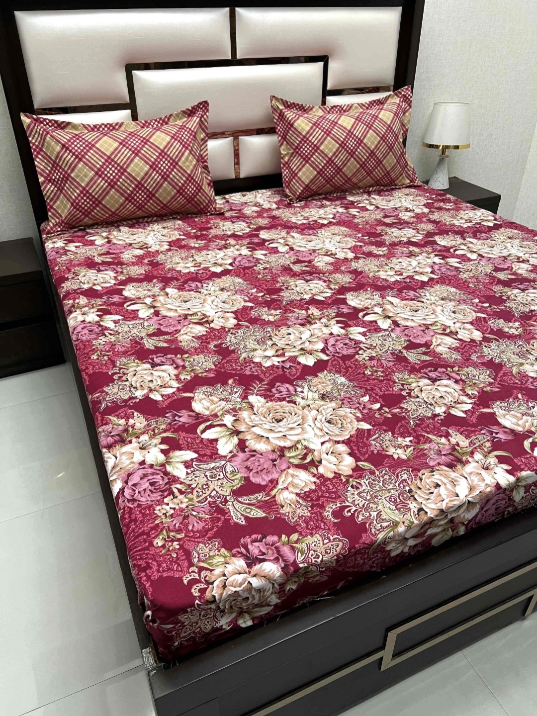 

Pure Decor King Size Fitted Double Bedsheet With 2 Pillow Covers 6 ft X 6.3 ft X 1 ft, Maroon