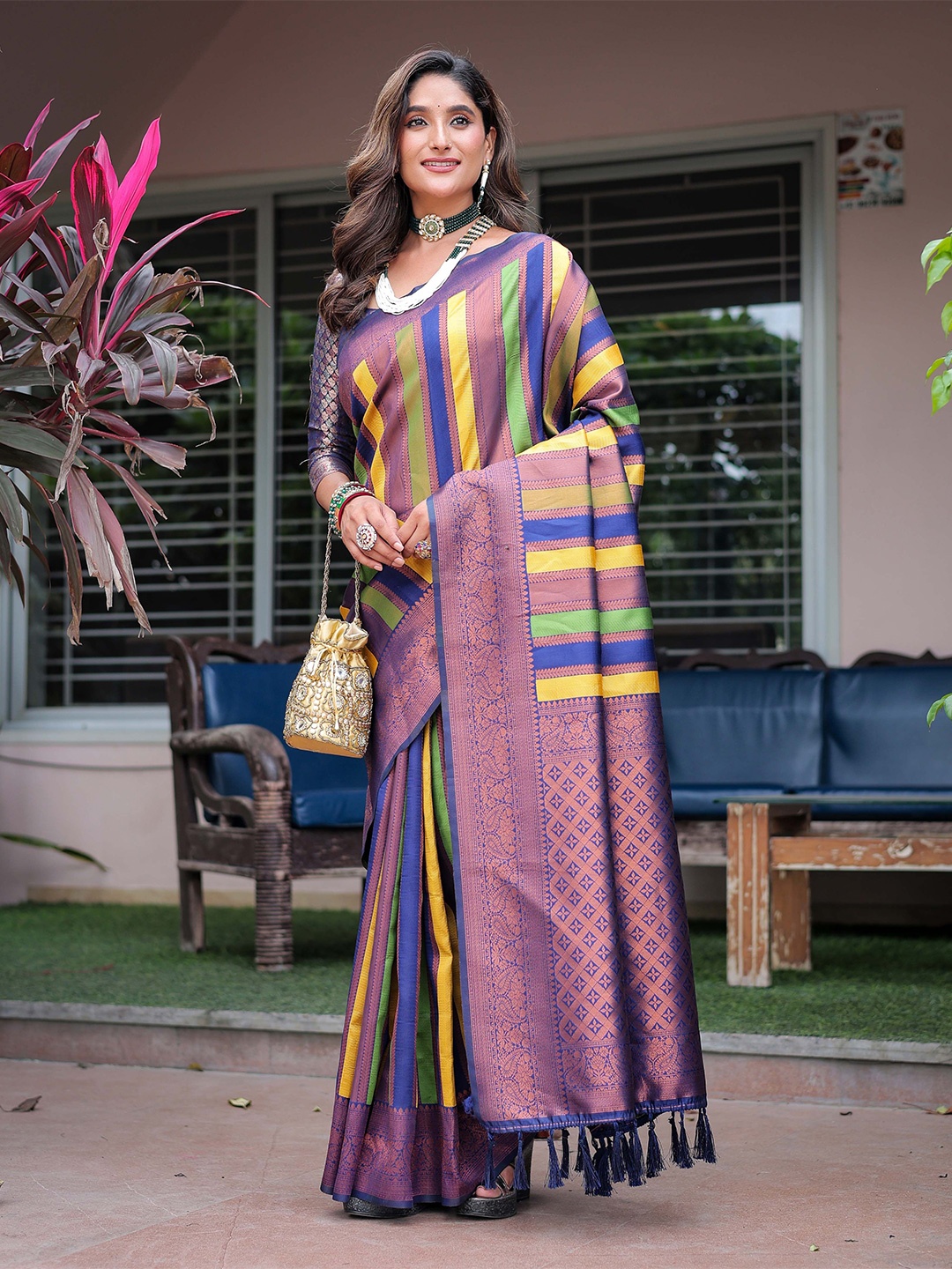 

KIMISHA Striped Zari Silk Blend Kanjeevaram Saree, Blue
