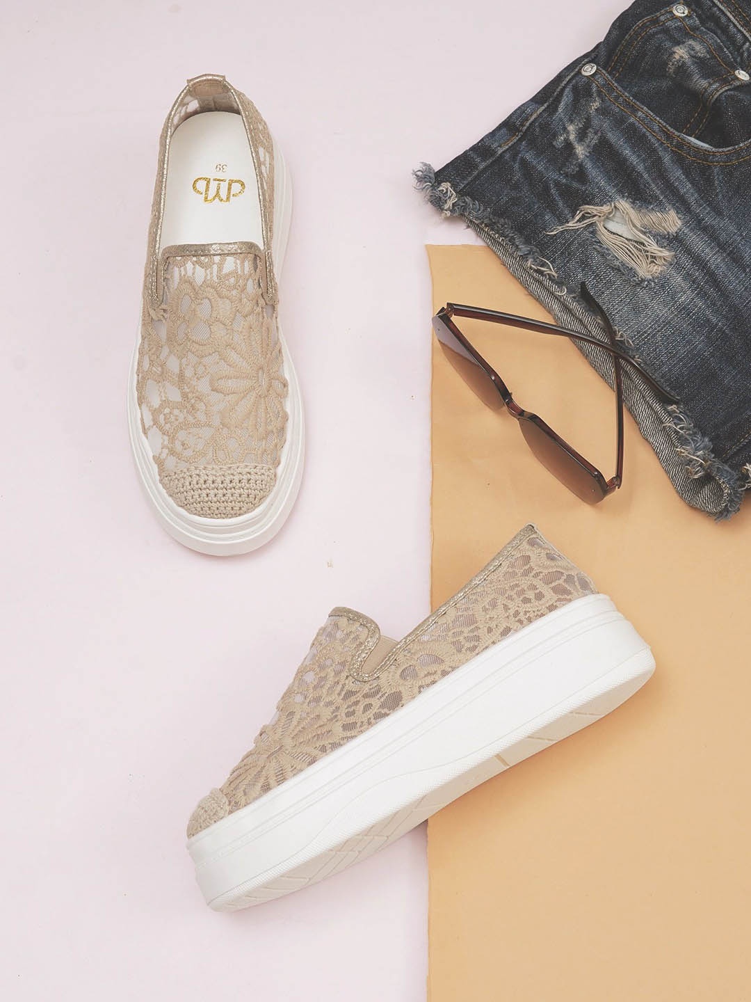 

THE WHITE POLE Women Laser Cuts Loafers, Beige