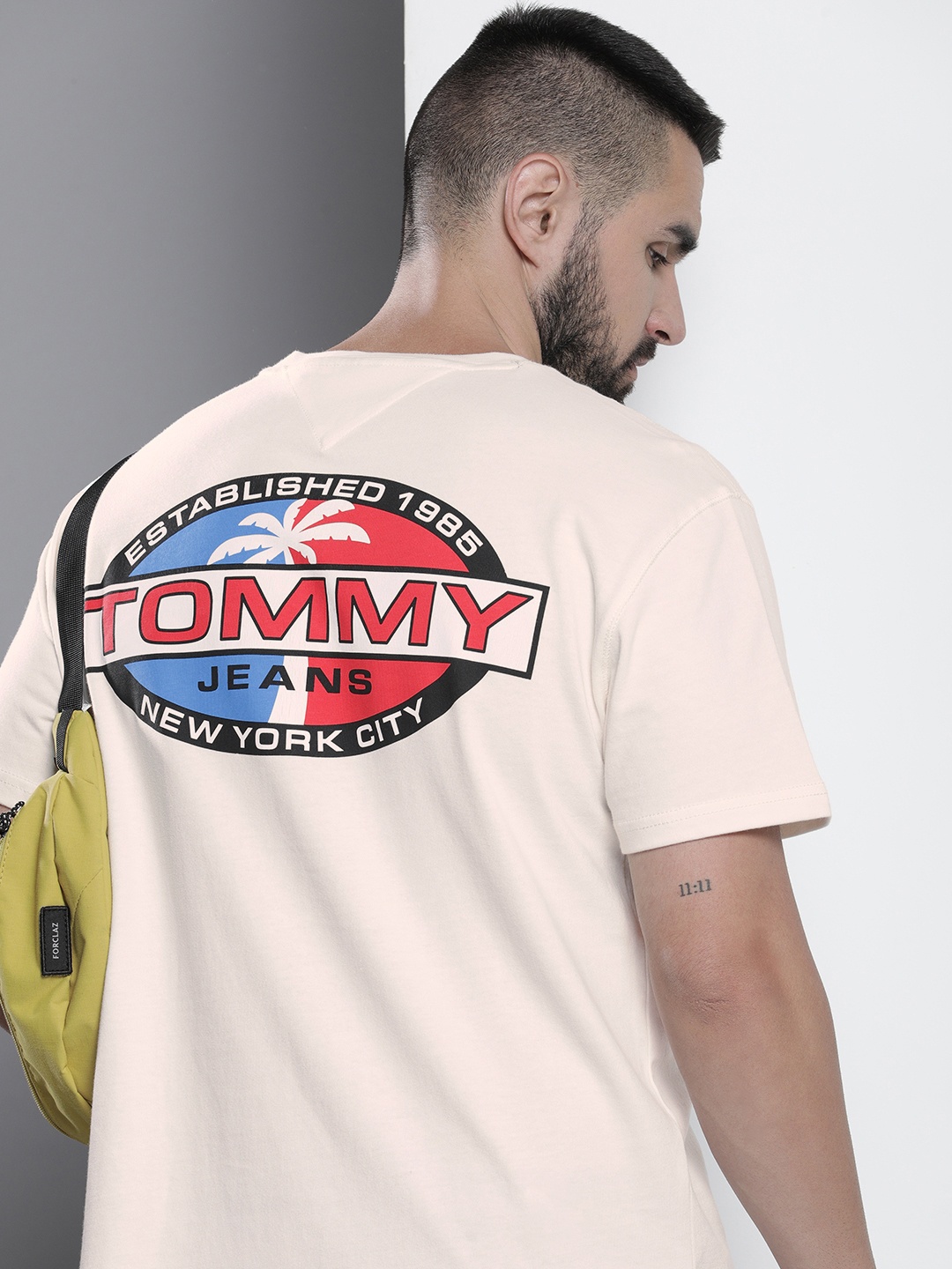

Tommy Hilfiger Pure Cotton Brand Logo Printed T-shirt, Off white