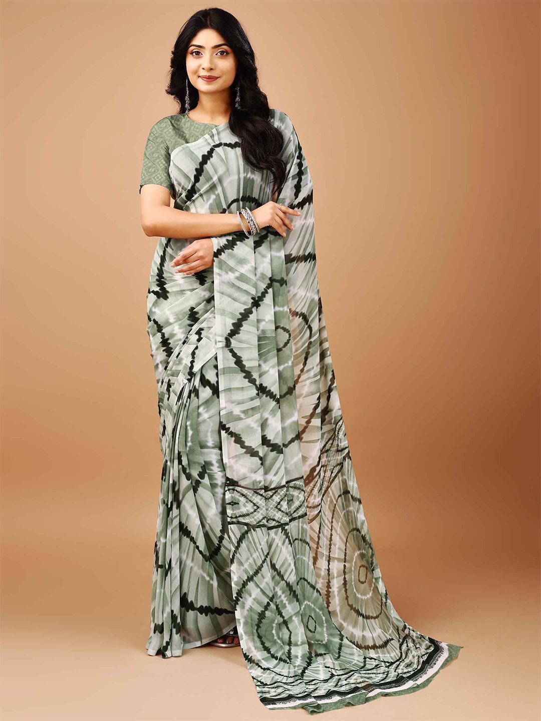 

Leelavati Poly Chiffon Saree, Grey