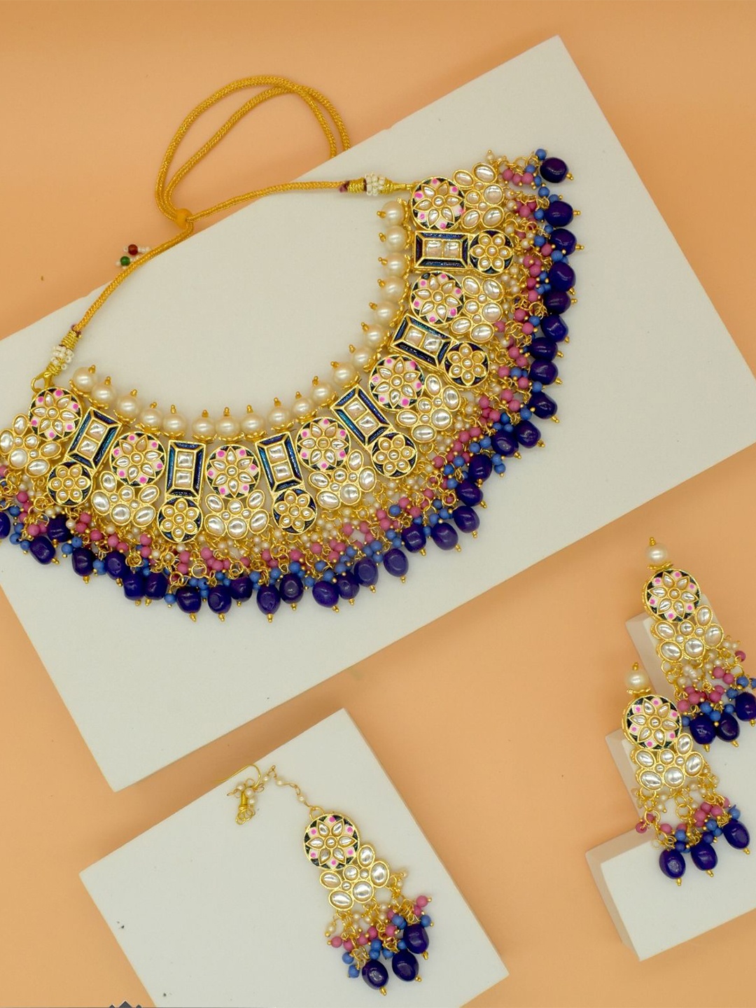 

TISHUL JEWELS Gold Plated & Beaded Jewellery Set