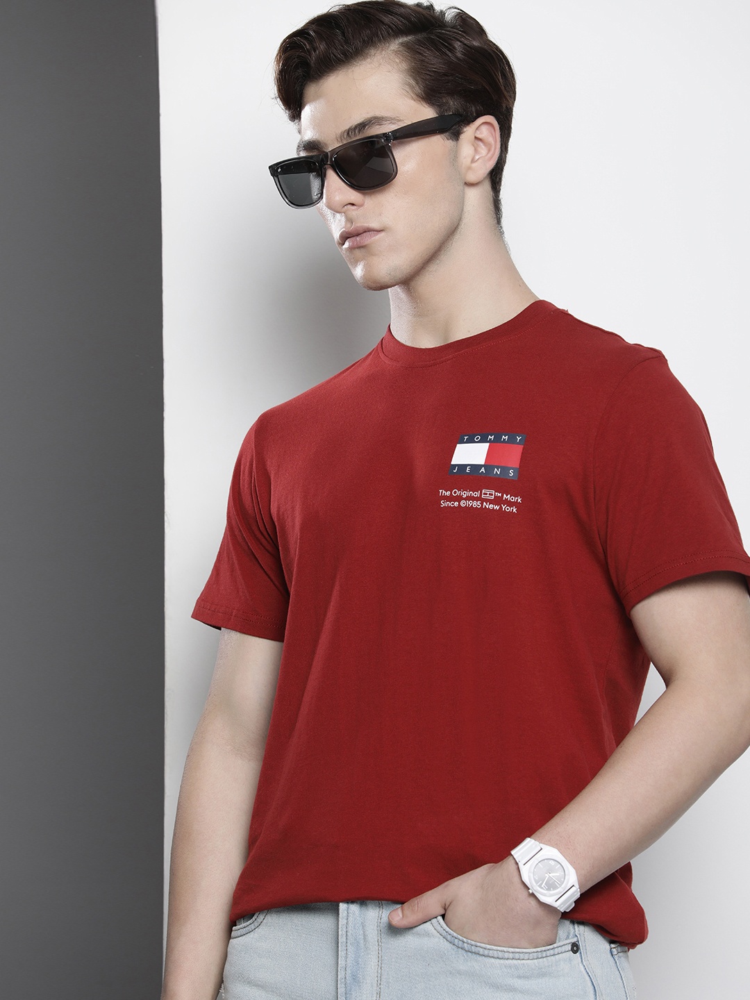 

Tommy Hilfiger Men Pure Cotton Slim Fit T-shirt, Red