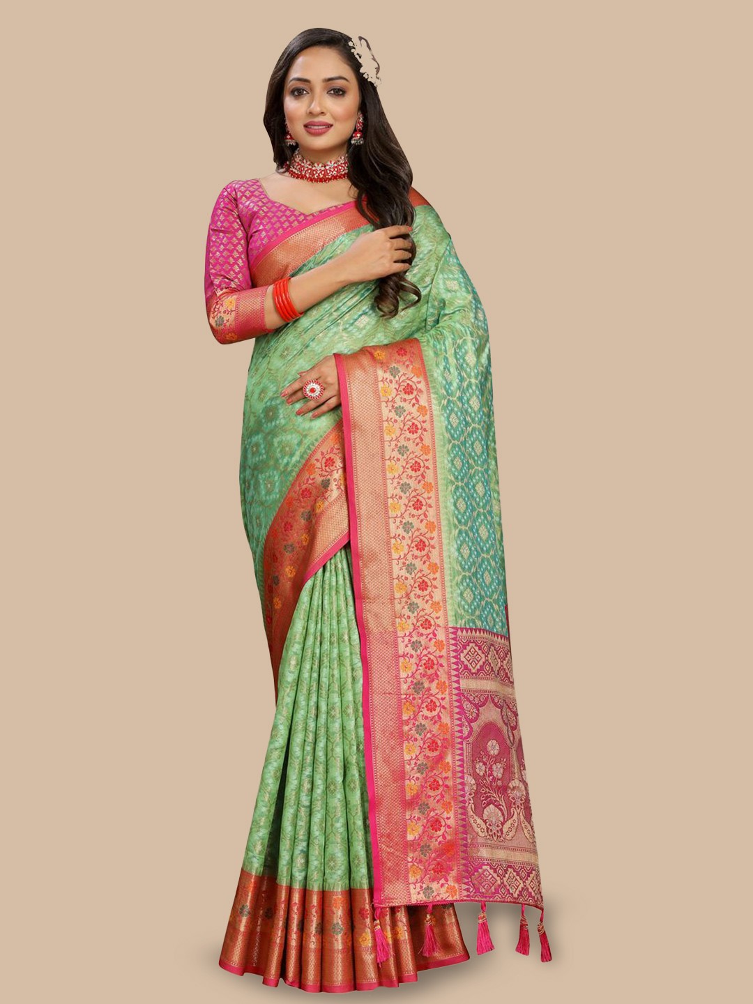 

MOKSHA DESIGNS Ethnic Motifs Zari Pure Silk Paithani Saree, Green