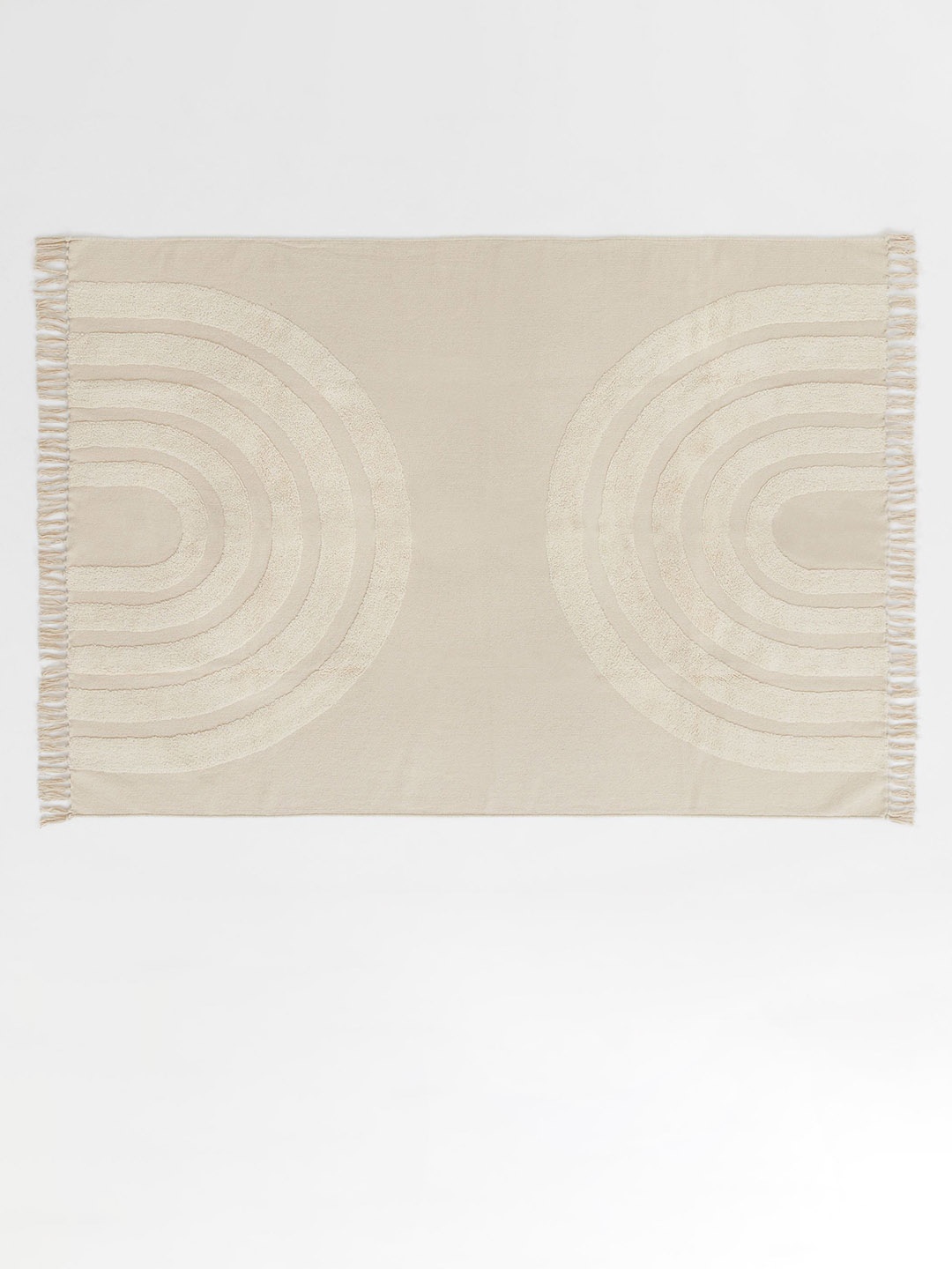 

H&M Beige Pure Cotton Large Tufted Motif Rug