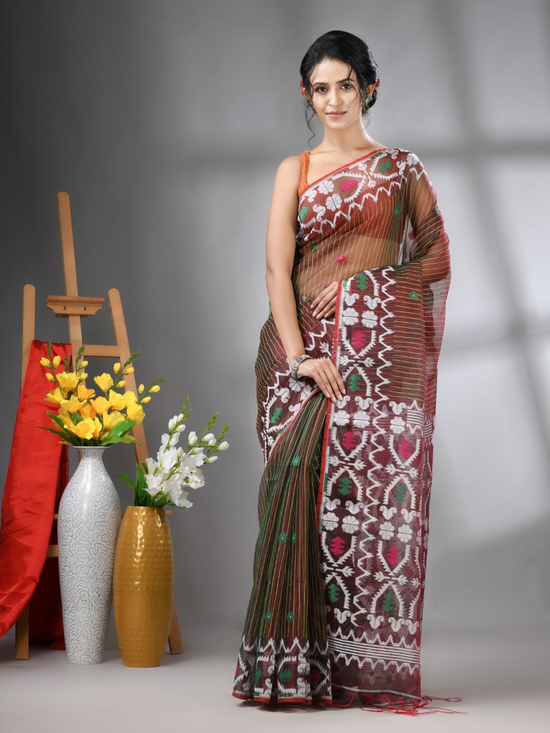 

Charukriti Woven Design Kantha Work Pure Silk Saree, Green