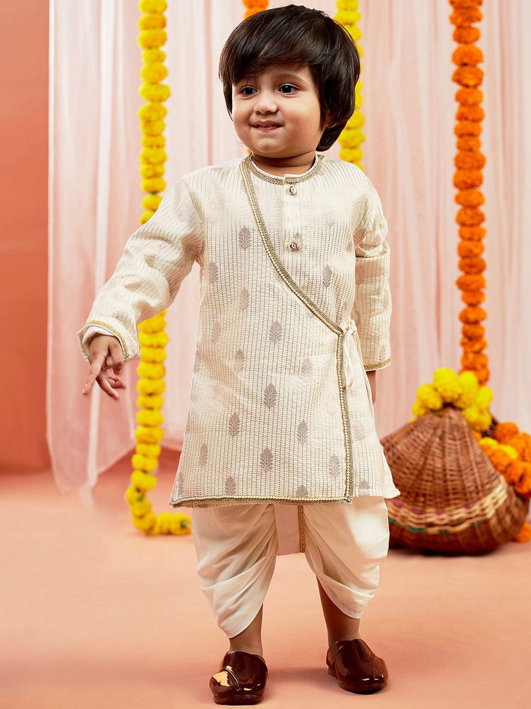 

VASTRAMAY Boys Ethnic Motifs Woven Design Angrakha Kurta With Dhoti Pants, Cream