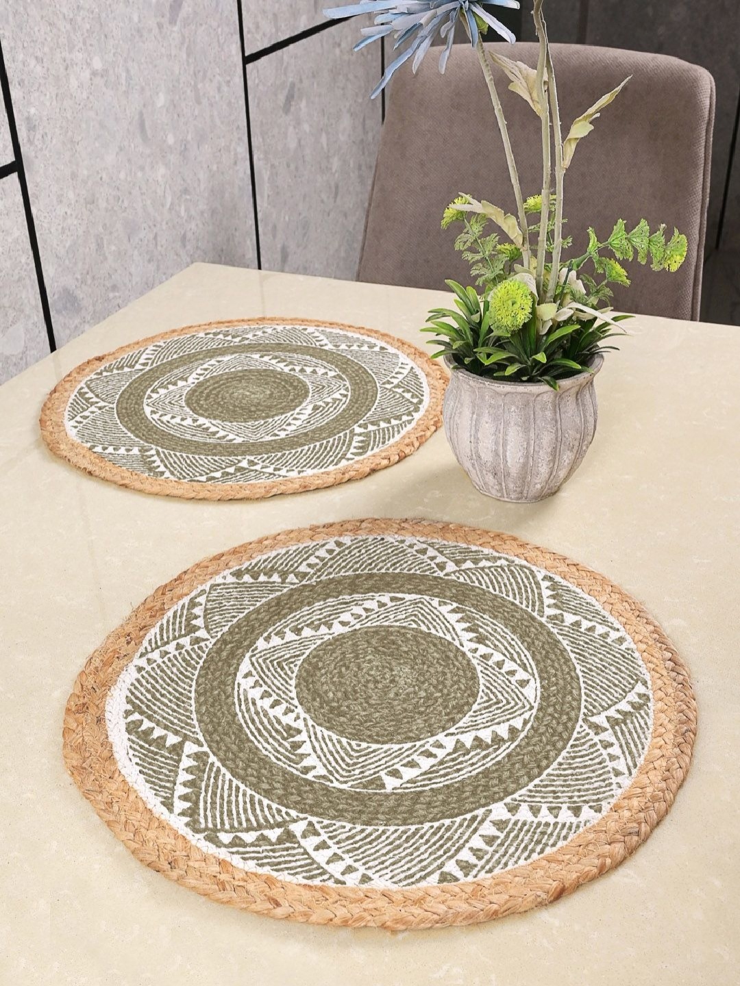 

Saral Home Beige & Grey 2 Pieces Printed Cotton Round Table Placemats