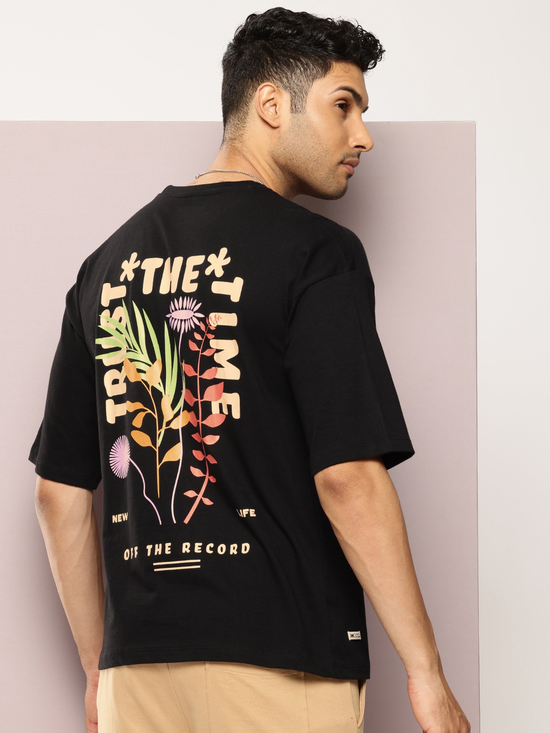 

Kook N Keech Printed Drop-Shoulder Sleeves Pure Cotton Oversized T-shirt, Black