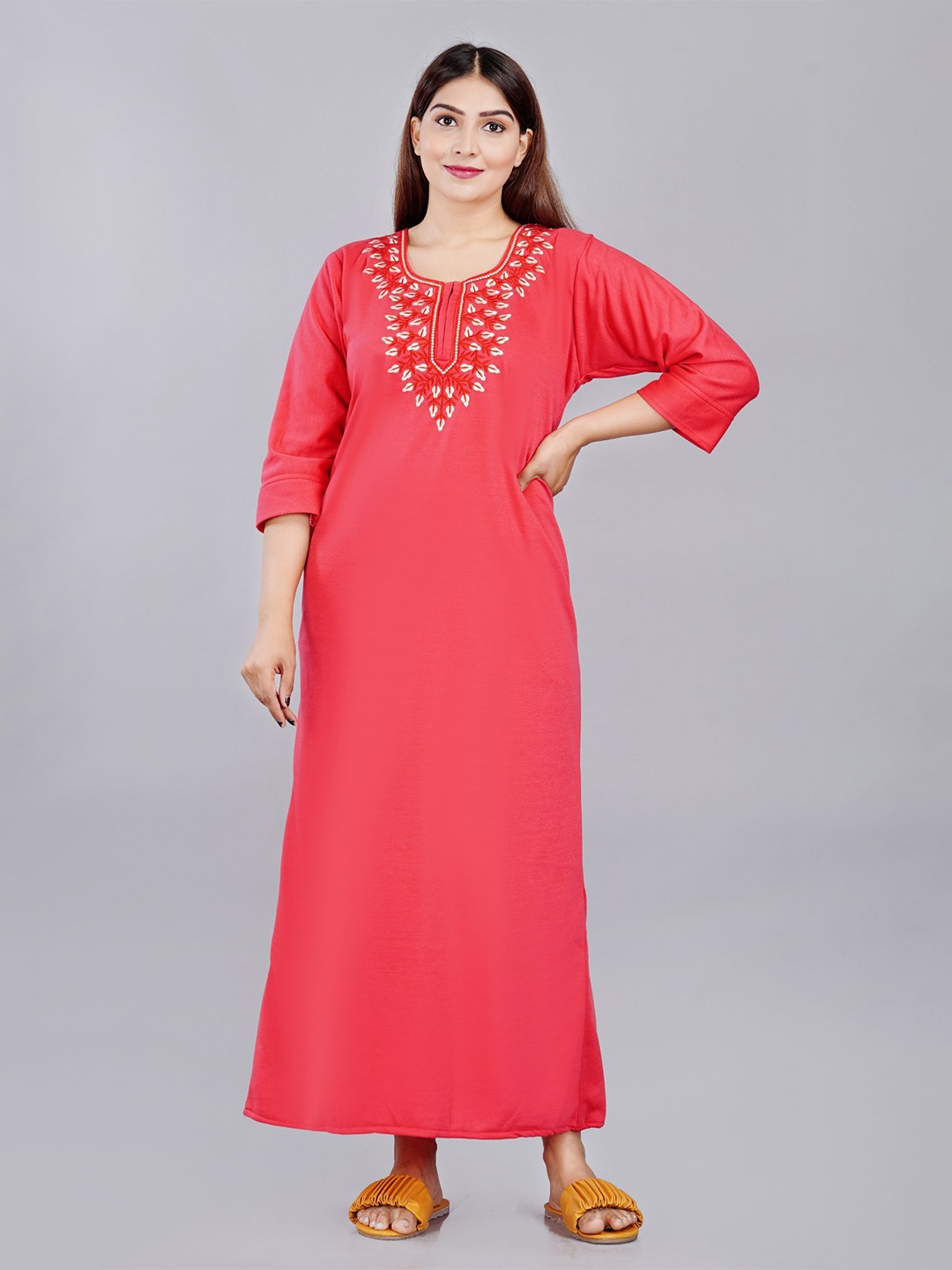 

GORDHAN Embroidered Maxi Nightdress, Peach