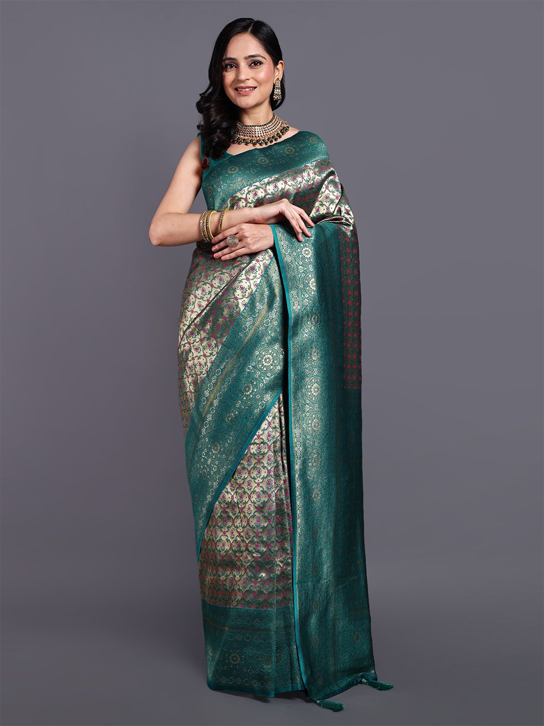 

SWAMI STUDIO Floral Zari Pure Cotton Kanjeevaram Saree, Green