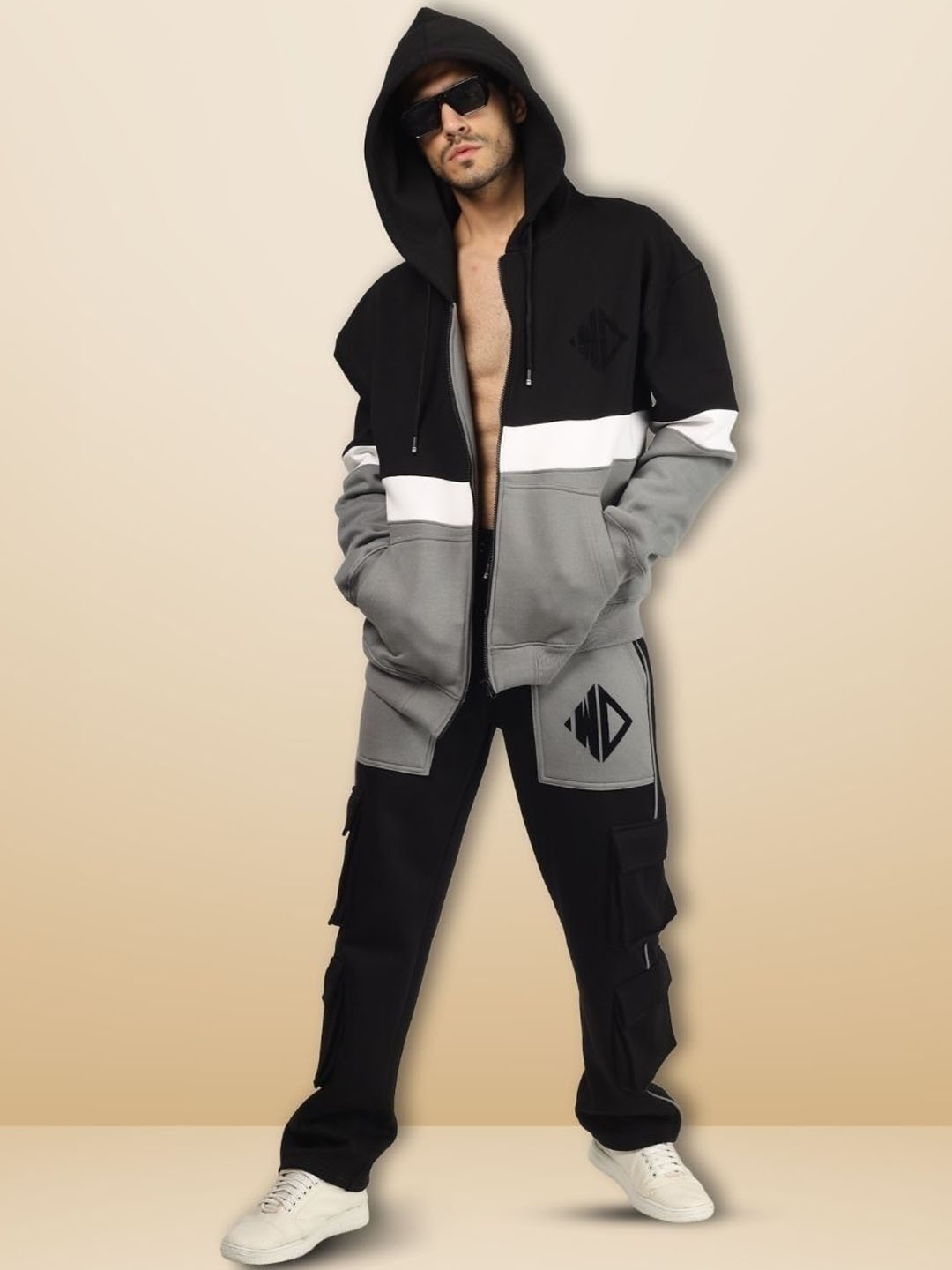 

WEARDUDS Colourblocked Hooded Cotton Fleece Sweatshirt With Cargo Trousers, Black