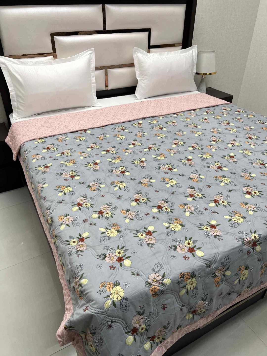 

Pure Decor Doze Blue & Pink Floral AC Room 210 GSM Reversible King Double Bed Comforter