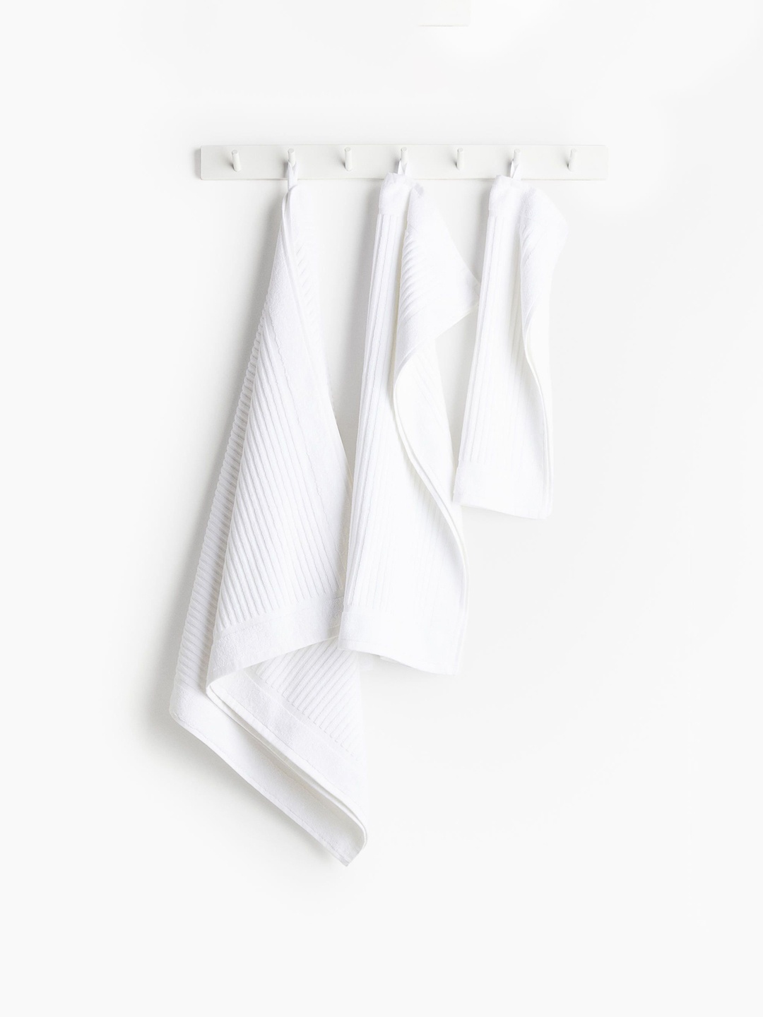 

H&M White Cotton Terry Guest Towel