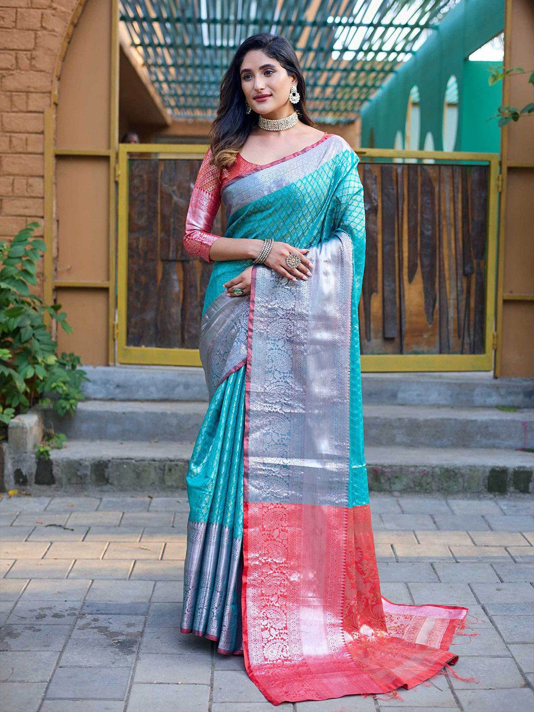 

Kandora Woven Design Zari Pure Silk Banarasi Saree, Blue