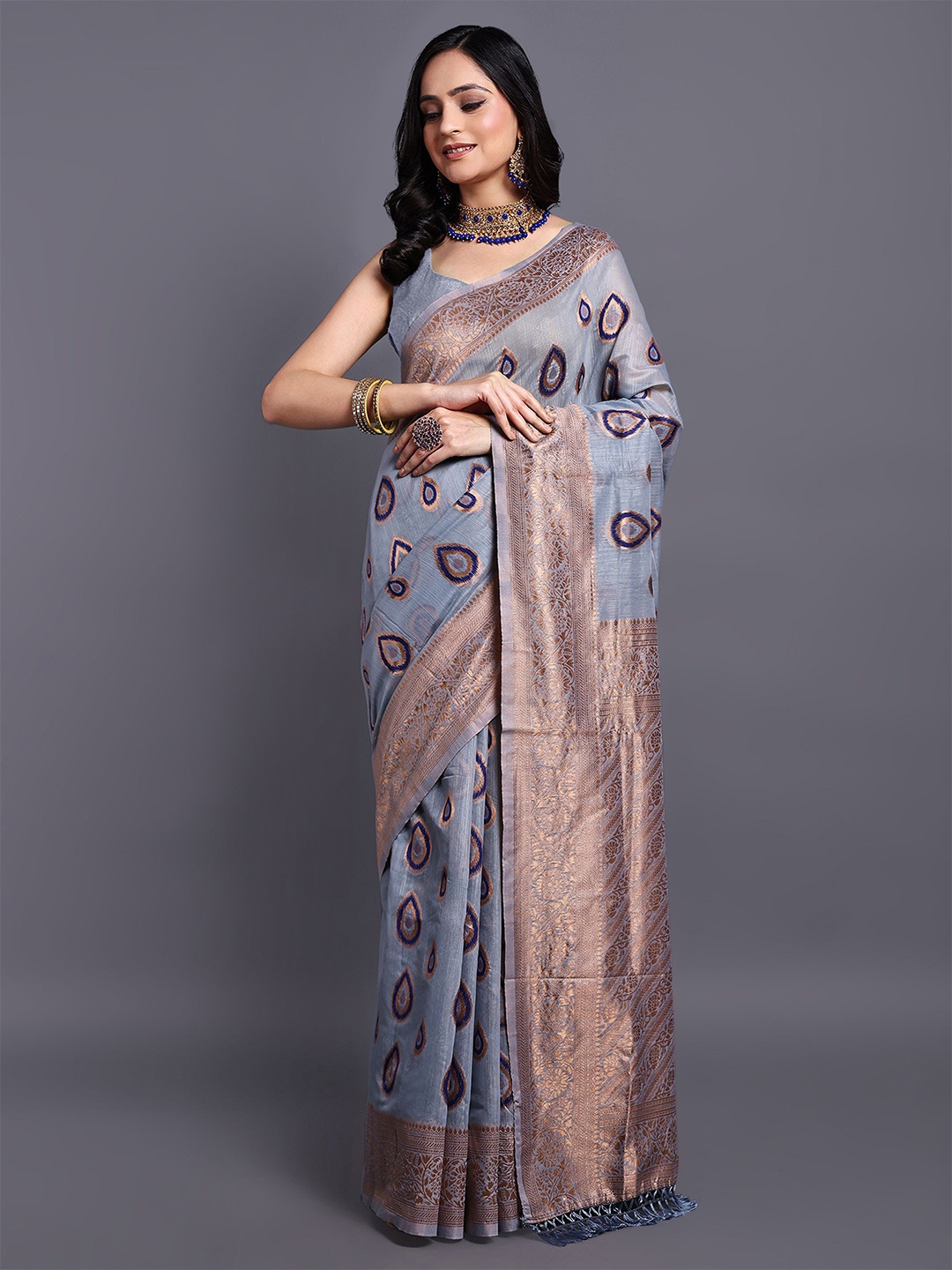 

SWAMI STUDIO Floral Zari Pure Cotton Kanjeevaram Saree, Grey