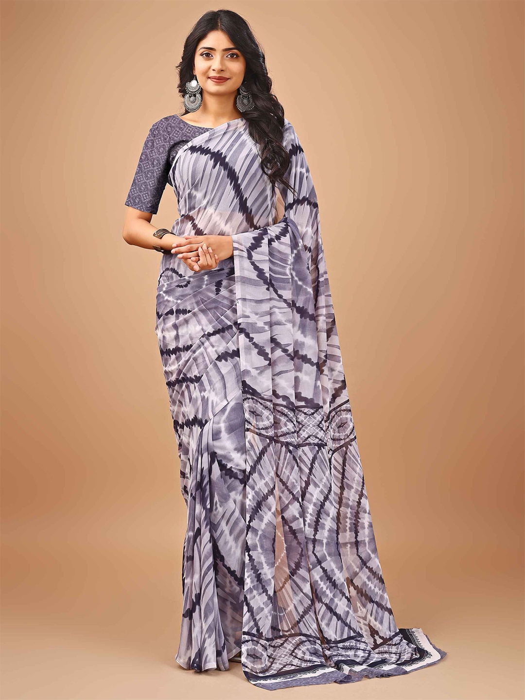 

Leelavati Poly Chiffon Saree, Grey