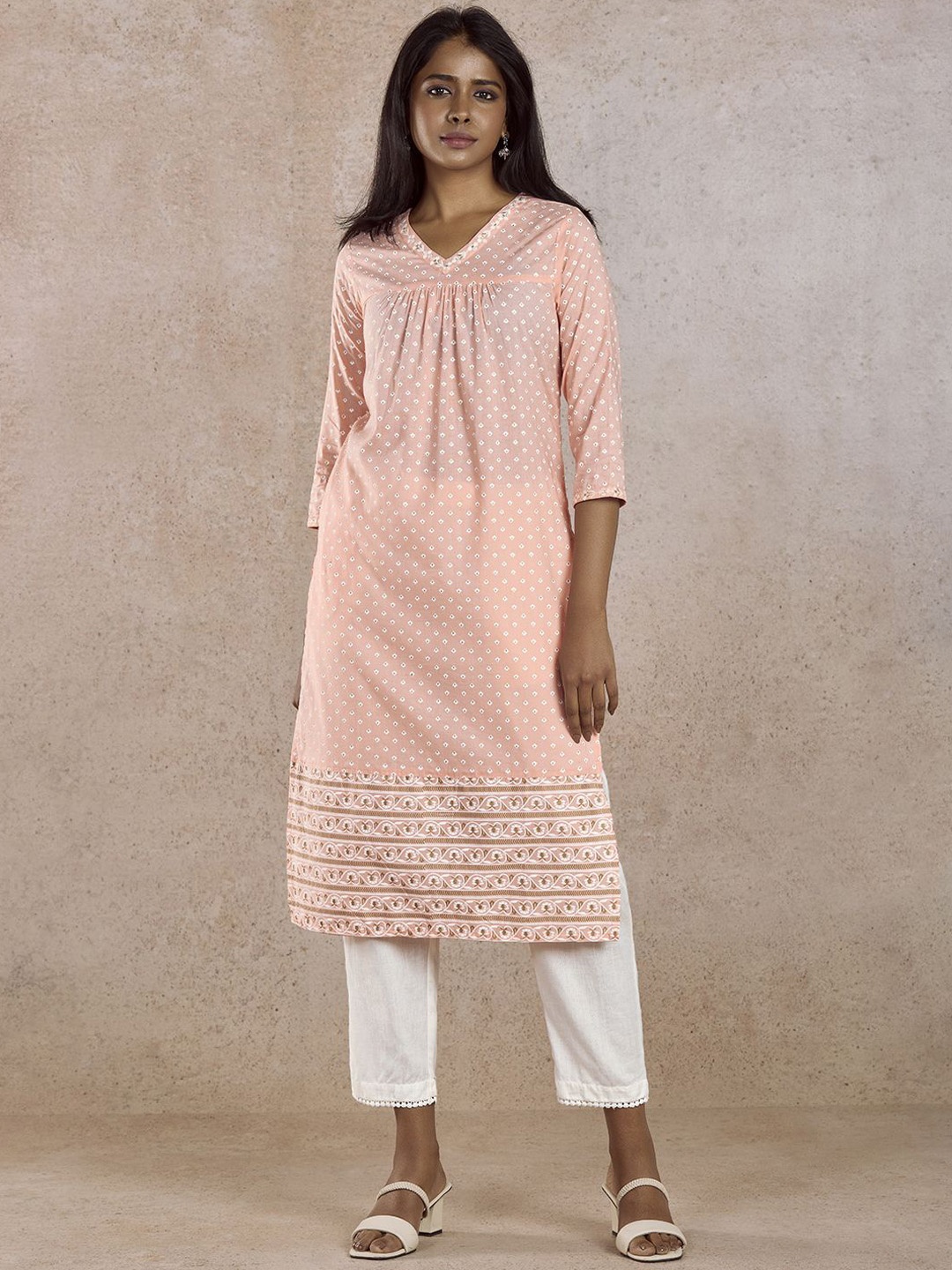 

IMARA Printed V-Neck Cotton Straight Kurta, Pink