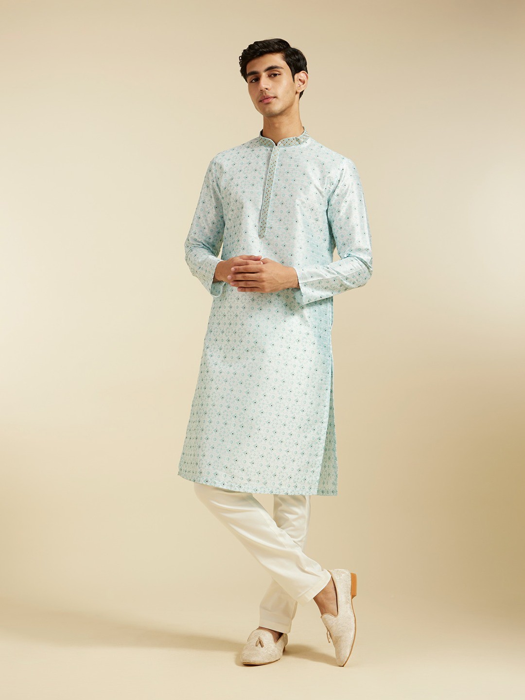 

Diwas by Manyavar Embroidered Beads and Stones Woven Design Mandarin Collar Straight Kurta, Blue