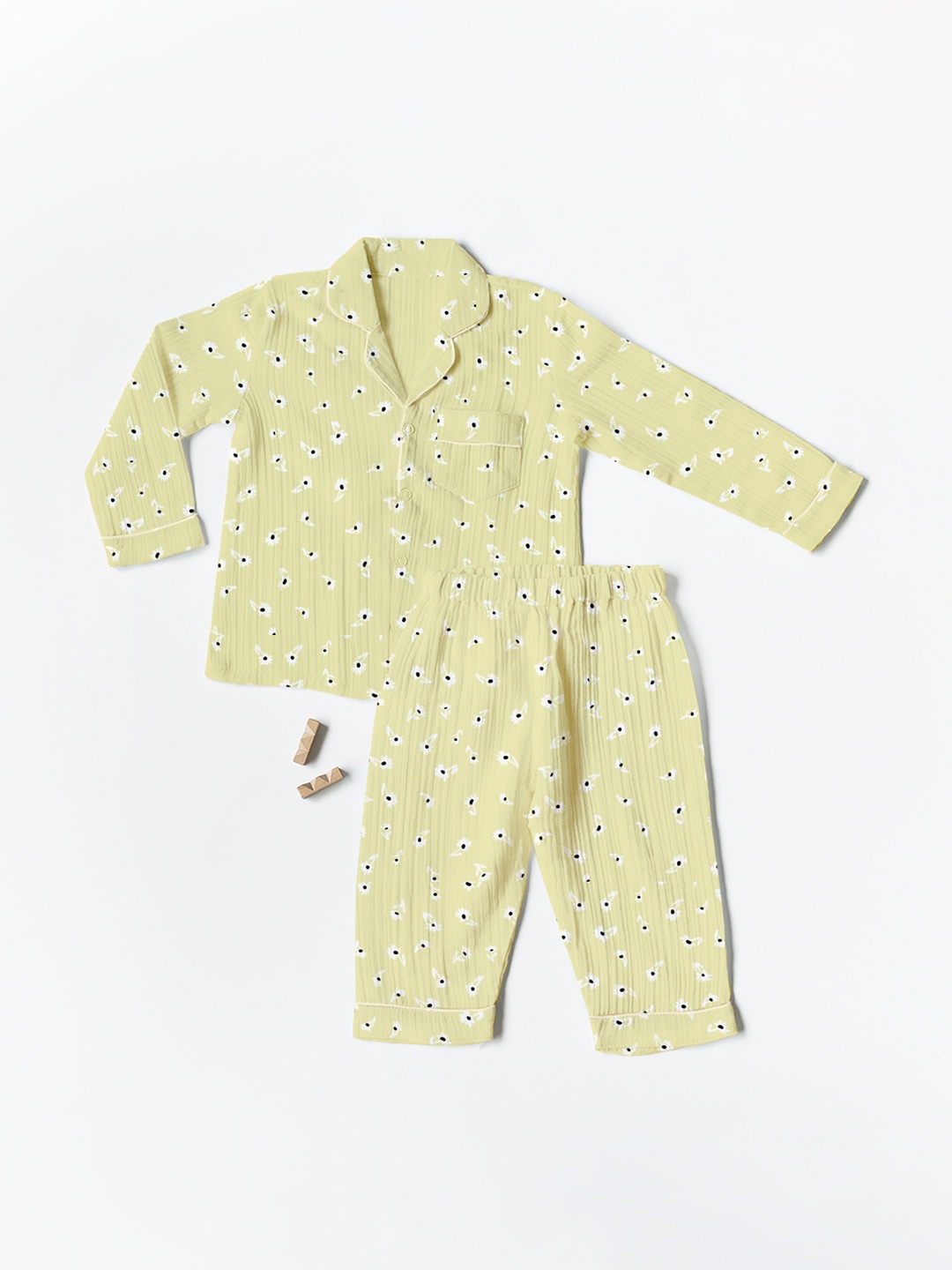 

The Boo Boo Club Unisex Kids Printed Night suit, Yellow